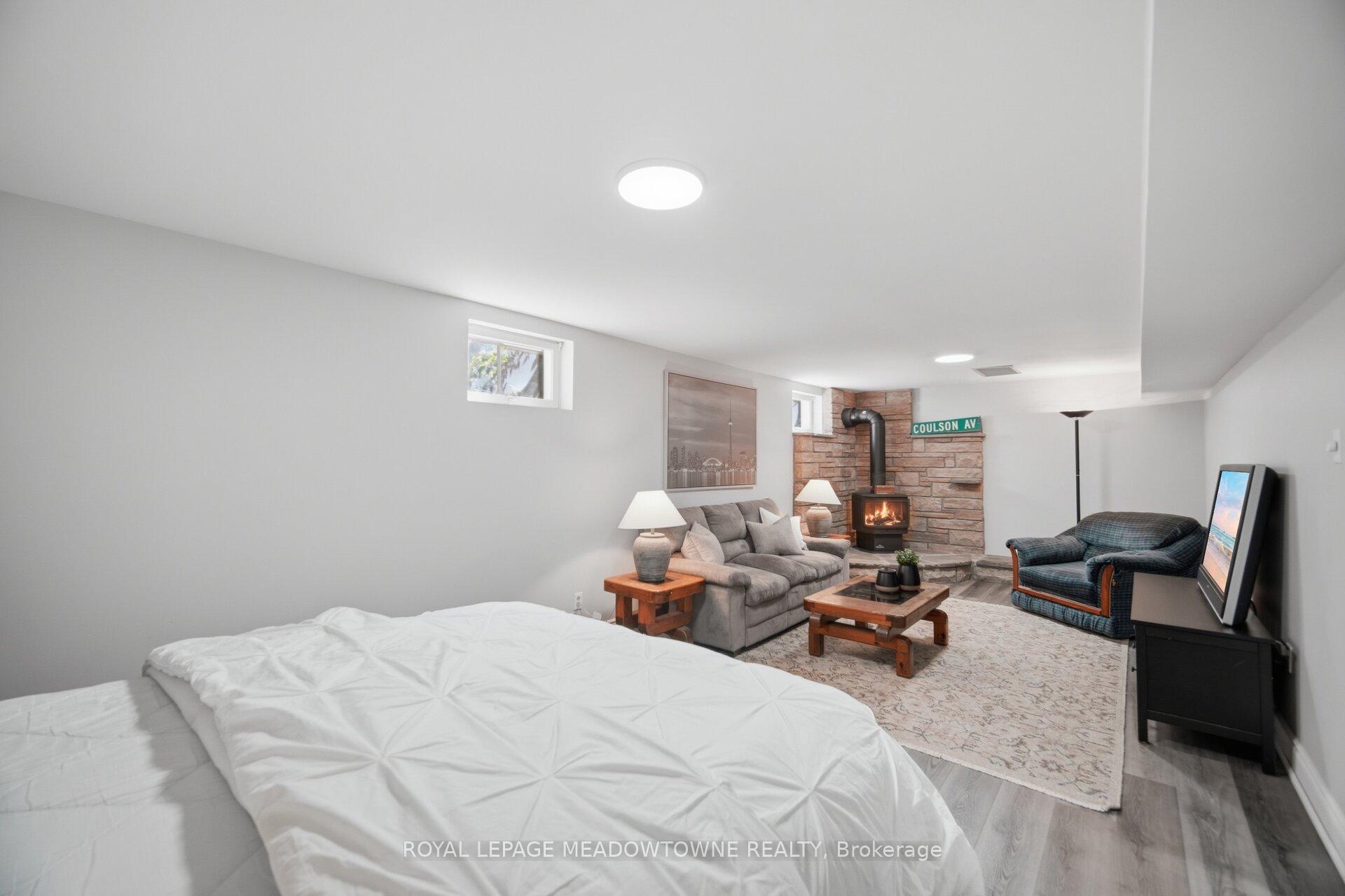 Photo 37 of 913 Maple Avenue, Milton, Dorset Park — HOMEH