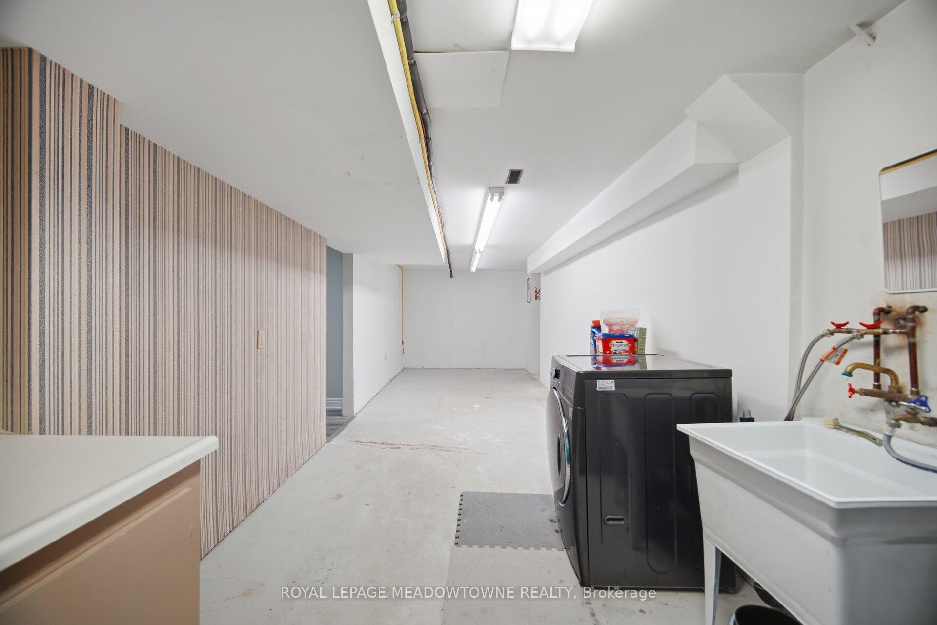 Photo 42 of 913 Maple Avenue, Milton, Dorset Park — HOMEH