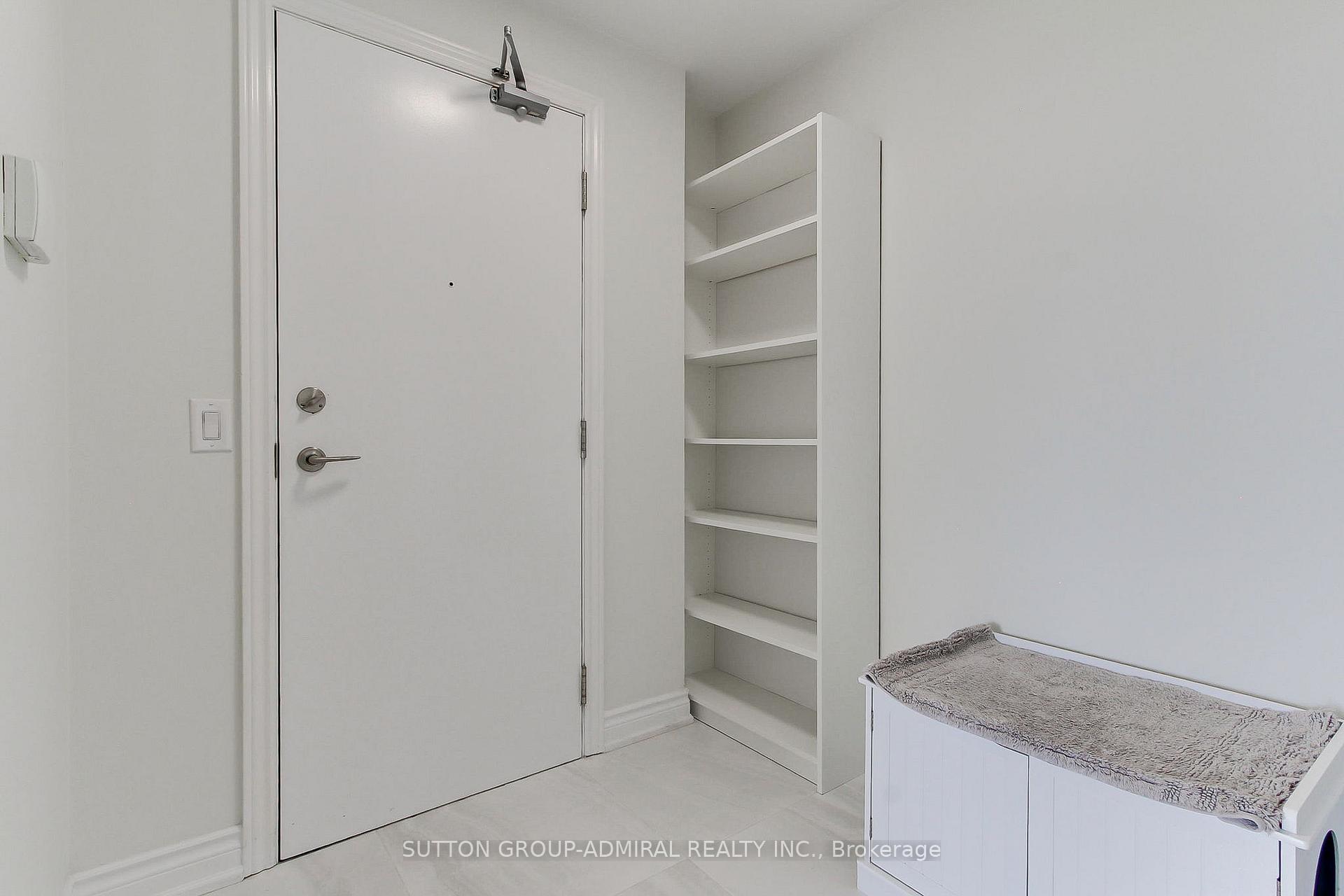 Photo 4 of Unit 905, 50 Disera Drive, Vaughan, Beverley Glen — HOMEH