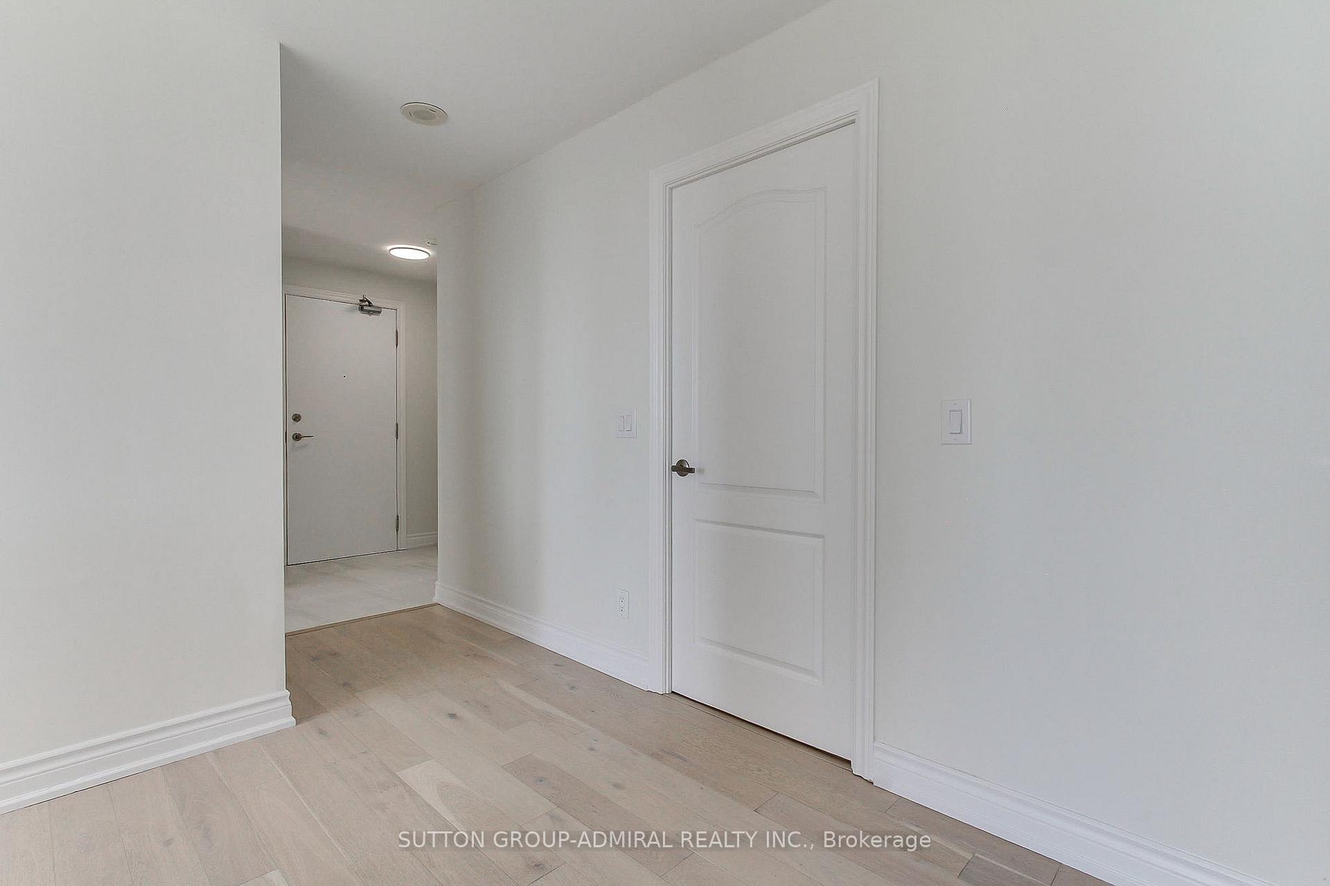 Photo 6 of Unit 905, 50 Disera Drive, Vaughan, Beverley Glen — HOMEH