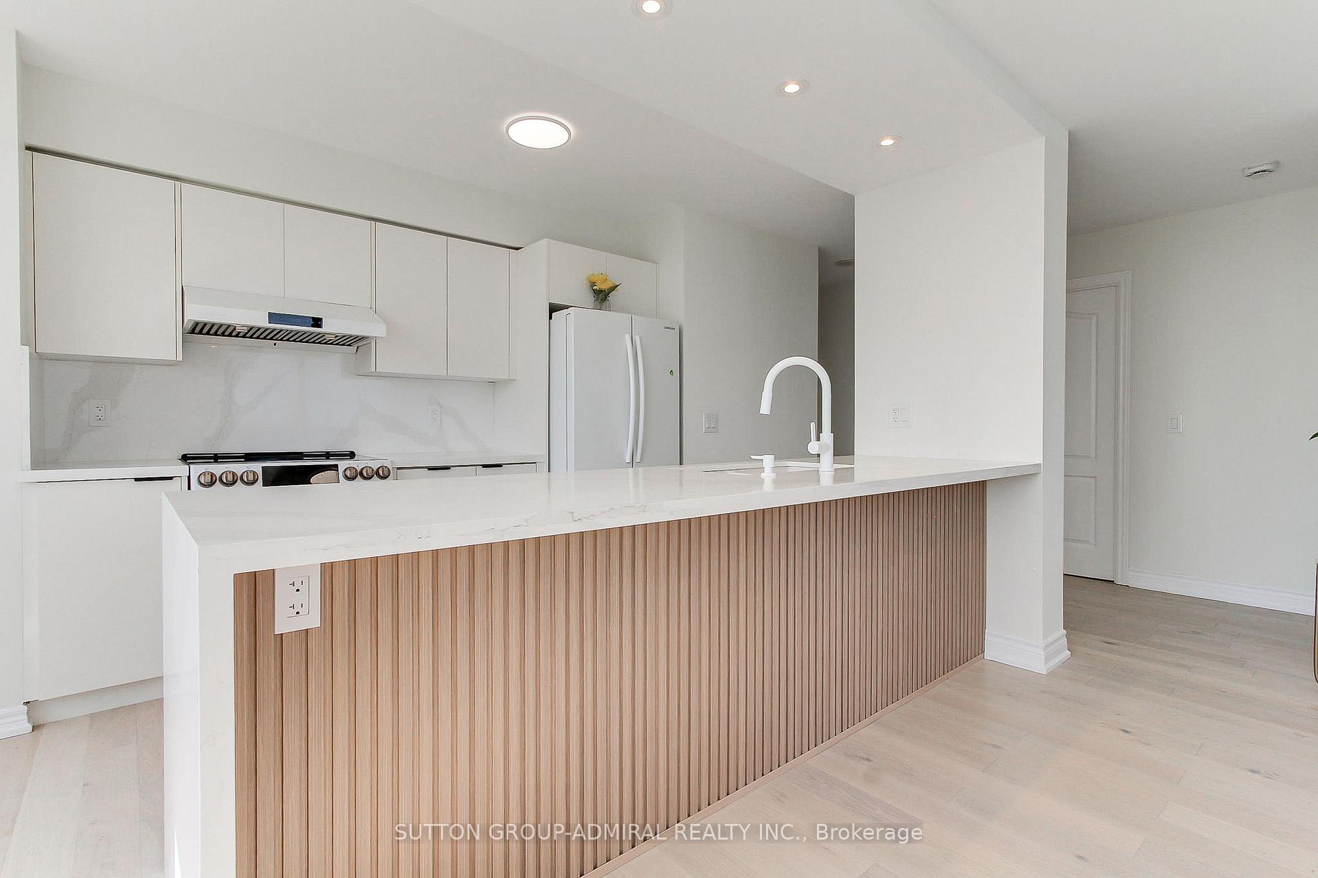 Photo 8 of Unit 905, 50 Disera Drive, Vaughan, Beverley Glen — HOMEH