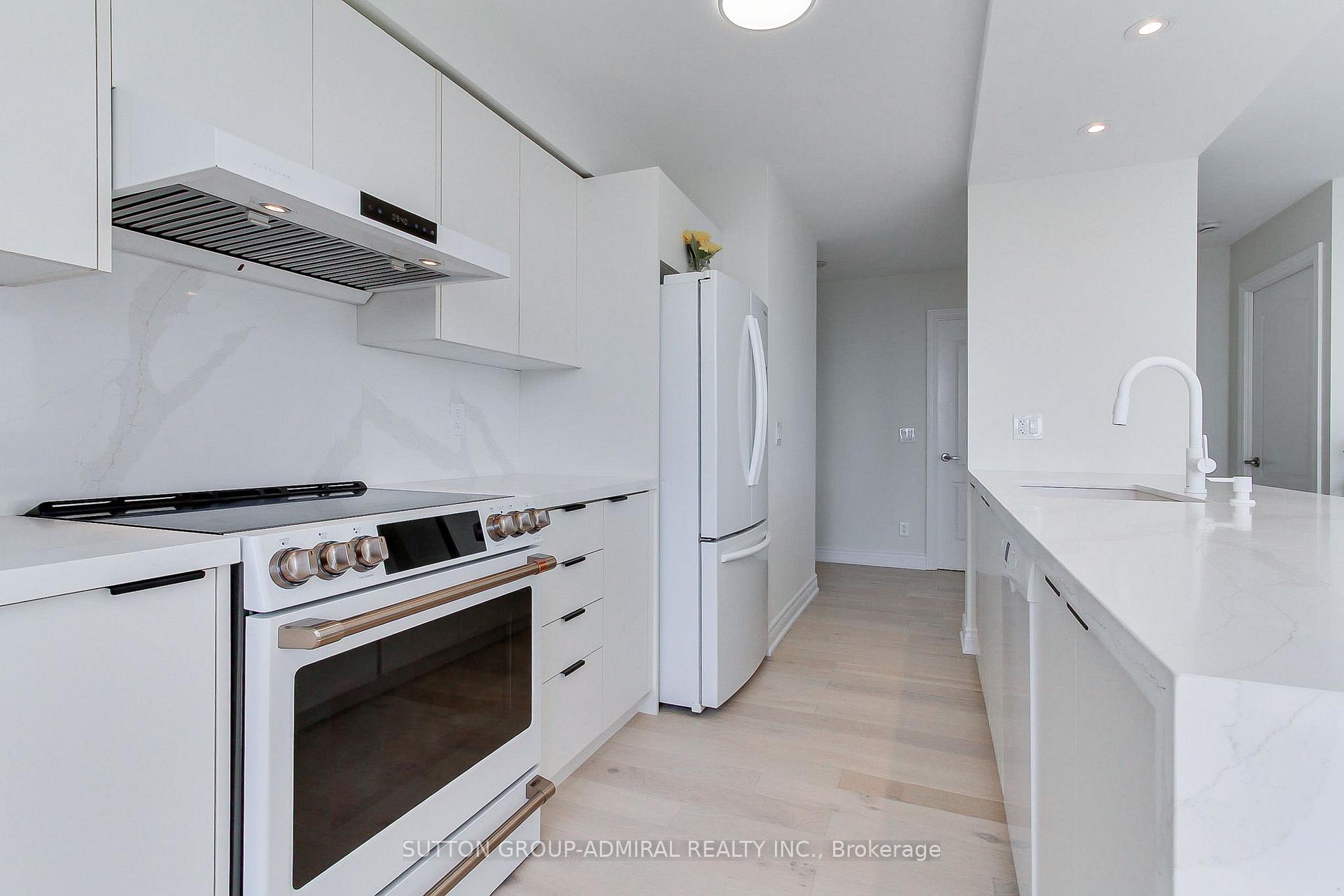 Photo 12 of Unit 905, 50 Disera Drive, Vaughan, Beverley Glen — HOMEH