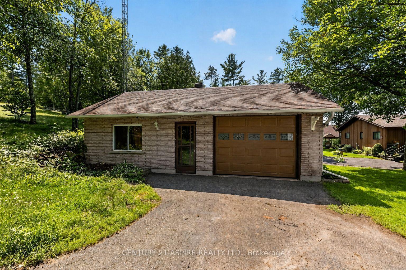 Photo 3 of 324 Rantz Road, Petawawa, Petawawa — HOMEH