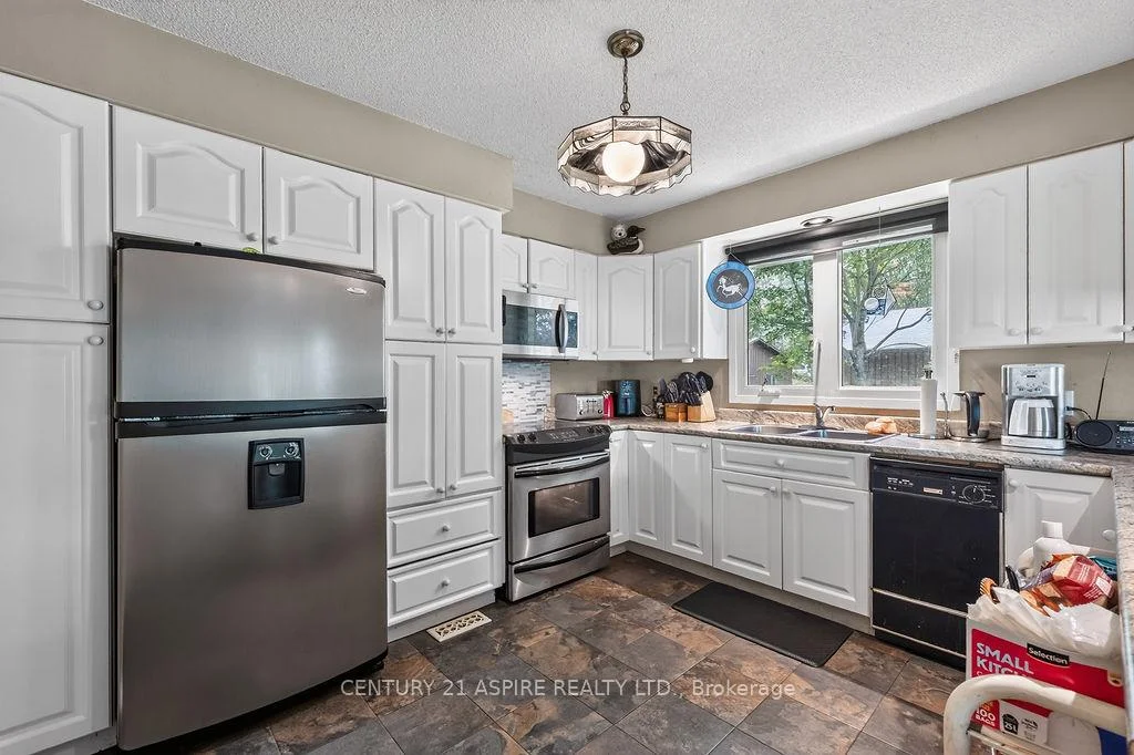 Photo 54 of 324 Rantz Road, Petawawa, Petawawa — HOMEH
