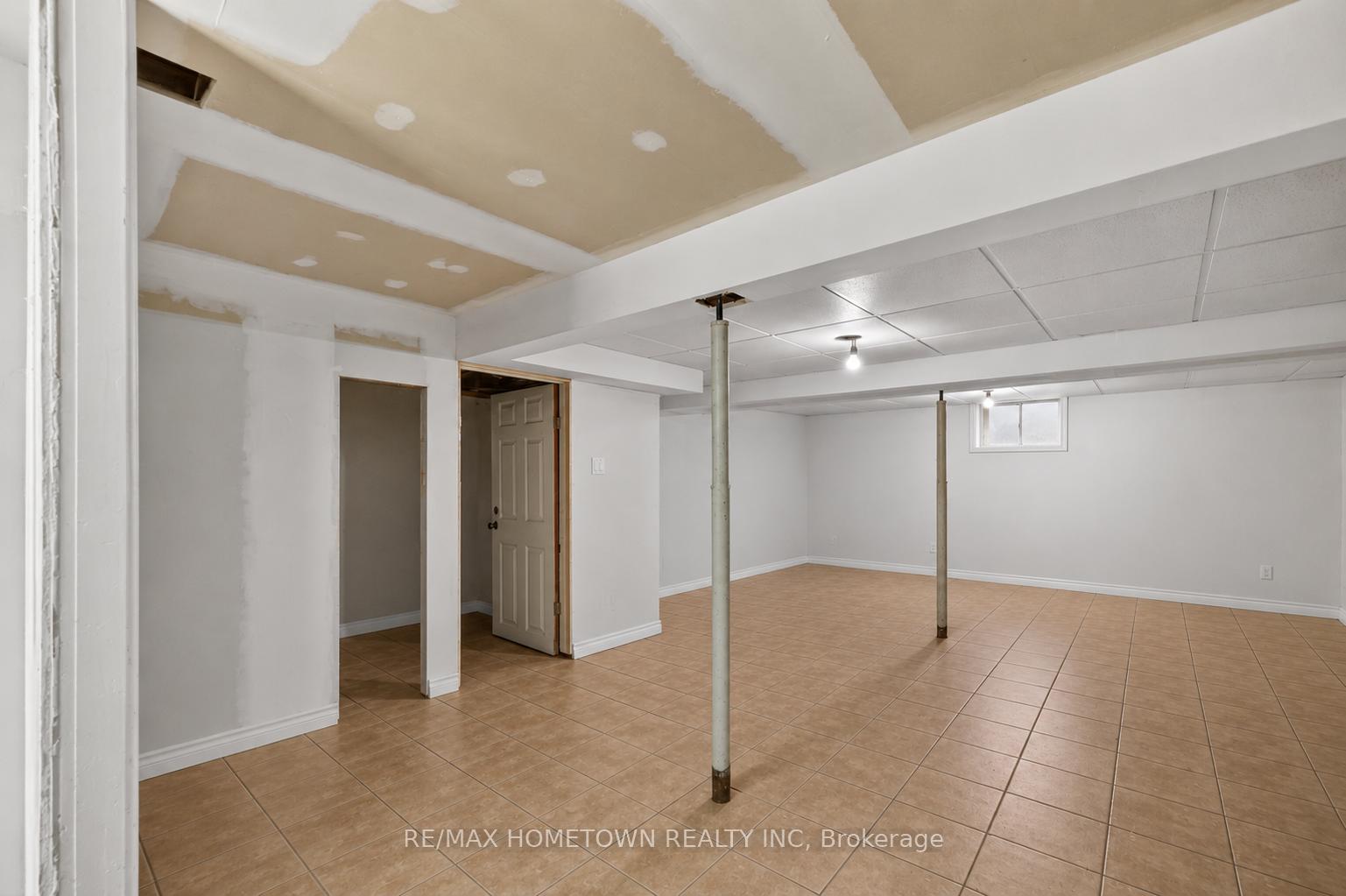 Photo 31 of 9142 County Rd 6, Augusta, Augusta Twp — HOMEH