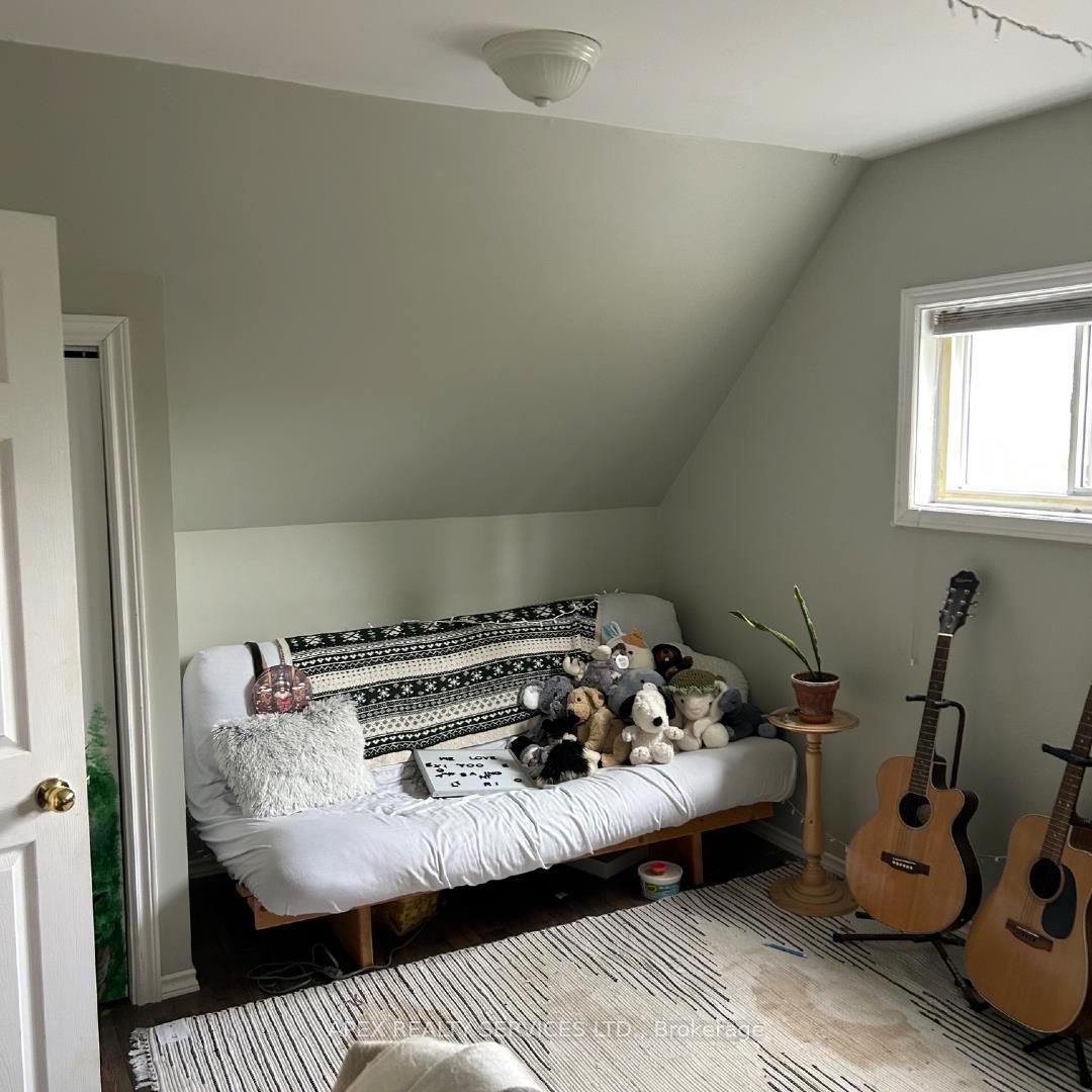 Photo 17 of 490 Van Norman, Thunder Bay, College Heights — HOMEH