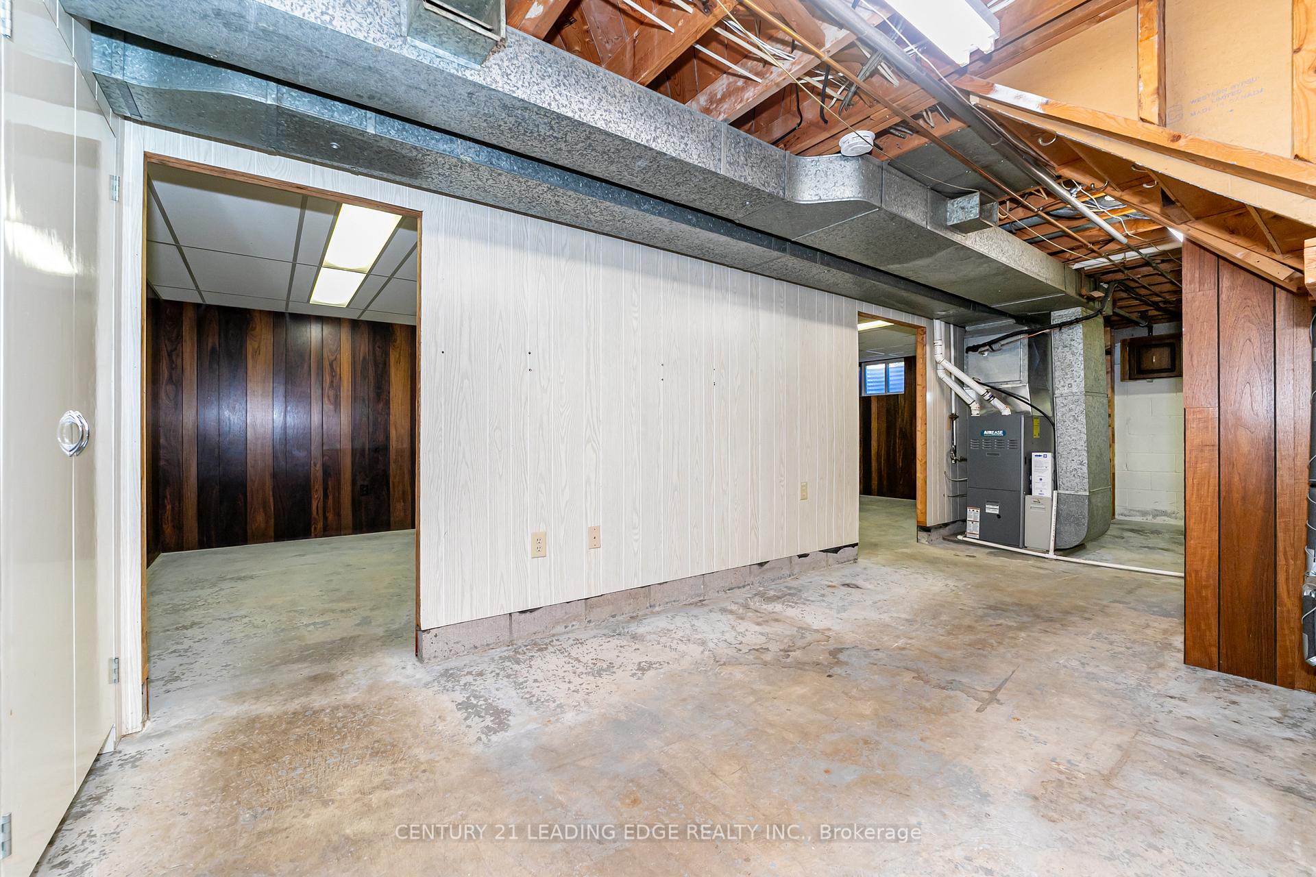 Photo 13 of 815 Douglas Avenue, Pickering, Bay Ridges — HOMEH