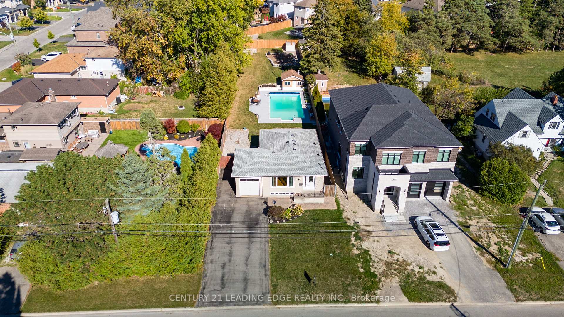 Photo 20 of 815 Douglas Avenue, Pickering, Bay Ridges — HOMEH