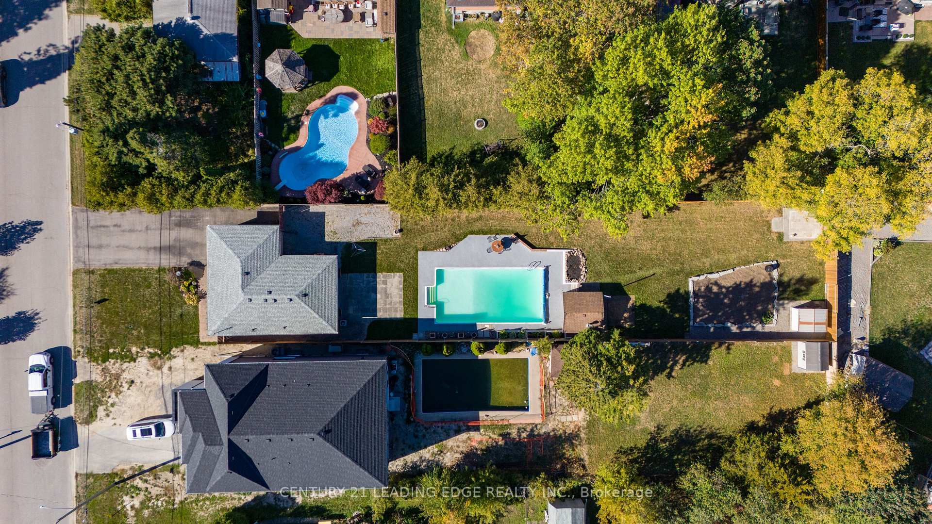 Photo 21 of 815 Douglas Avenue, Pickering, Bay Ridges — HOMEH
