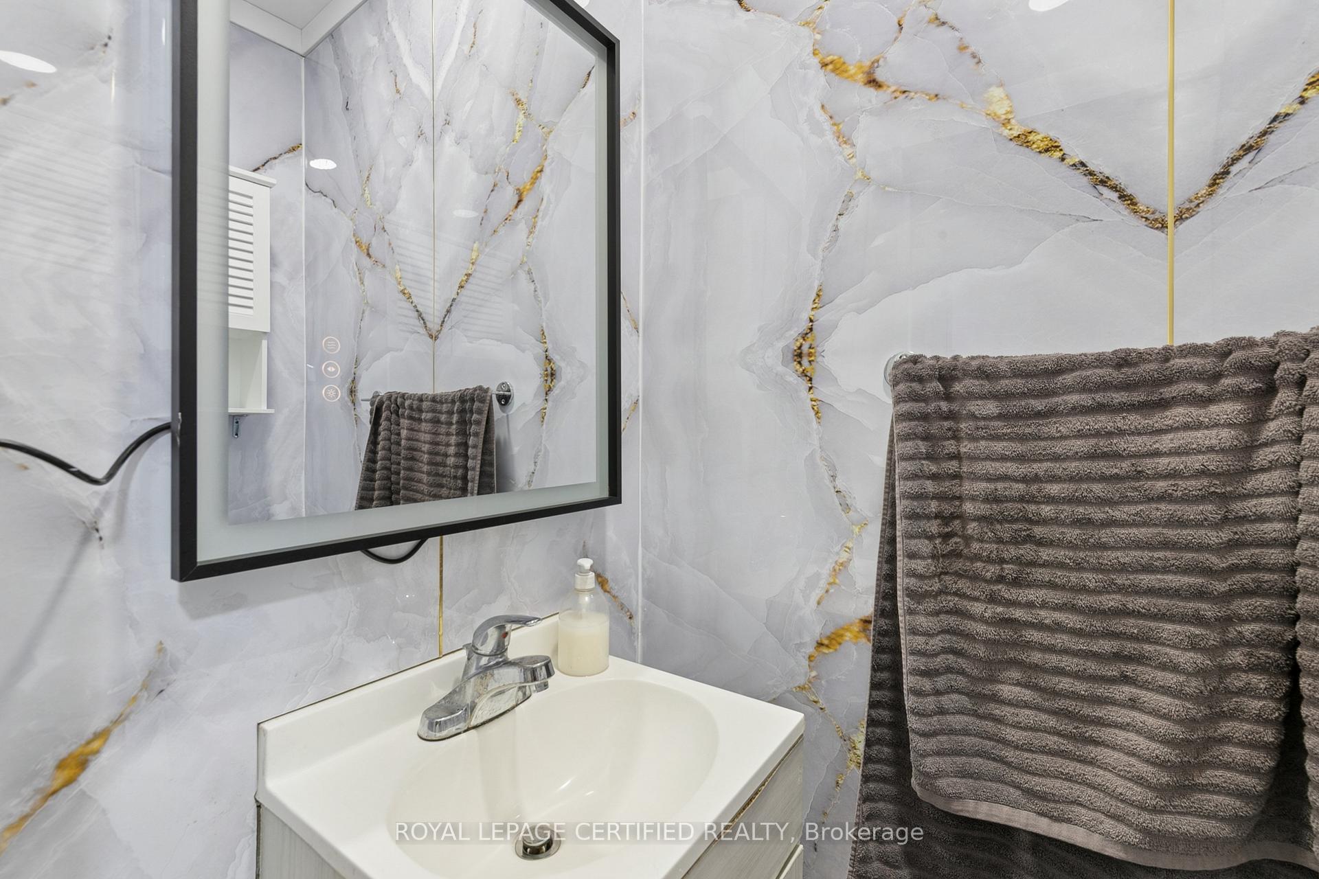 Photo 17 of 1121 Valentine Drive, Cambridge, Lang's Farm — HOMEH