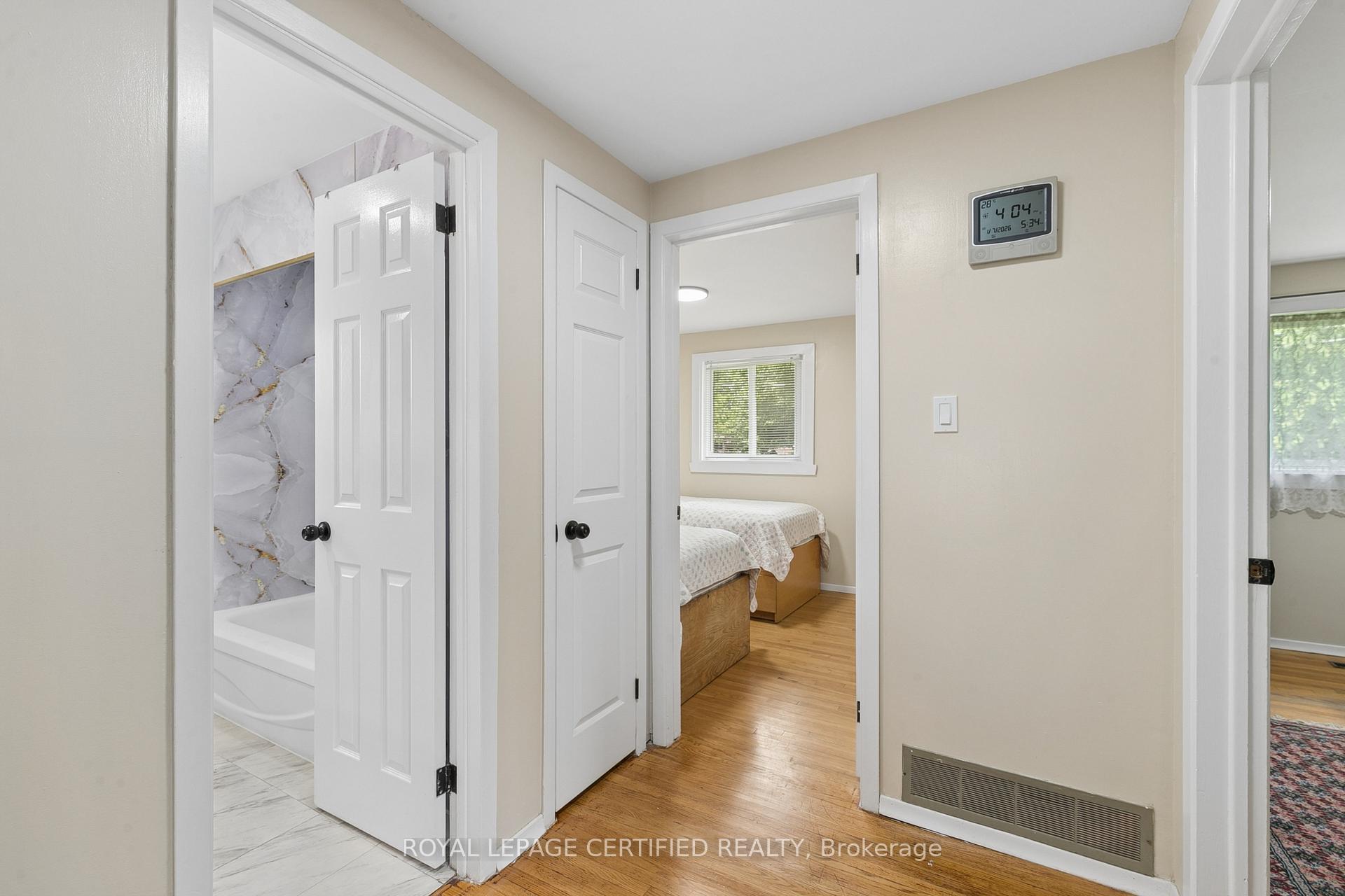 Photo 18 of 1121 Valentine Drive, Cambridge, Lang's Farm — HOMEH