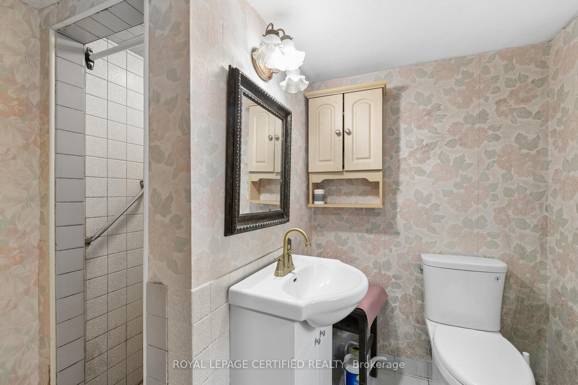Photo 26 of 1121 Valentine Drive, Cambridge, Lang's Farm — HOMEH