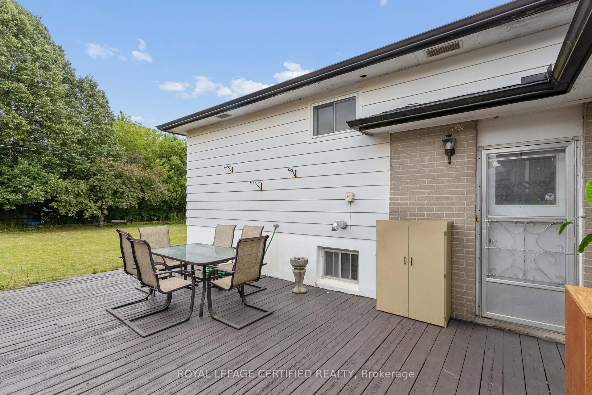 Photo 28 of 1121 Valentine Drive, Cambridge, Lang's Farm — HOMEH