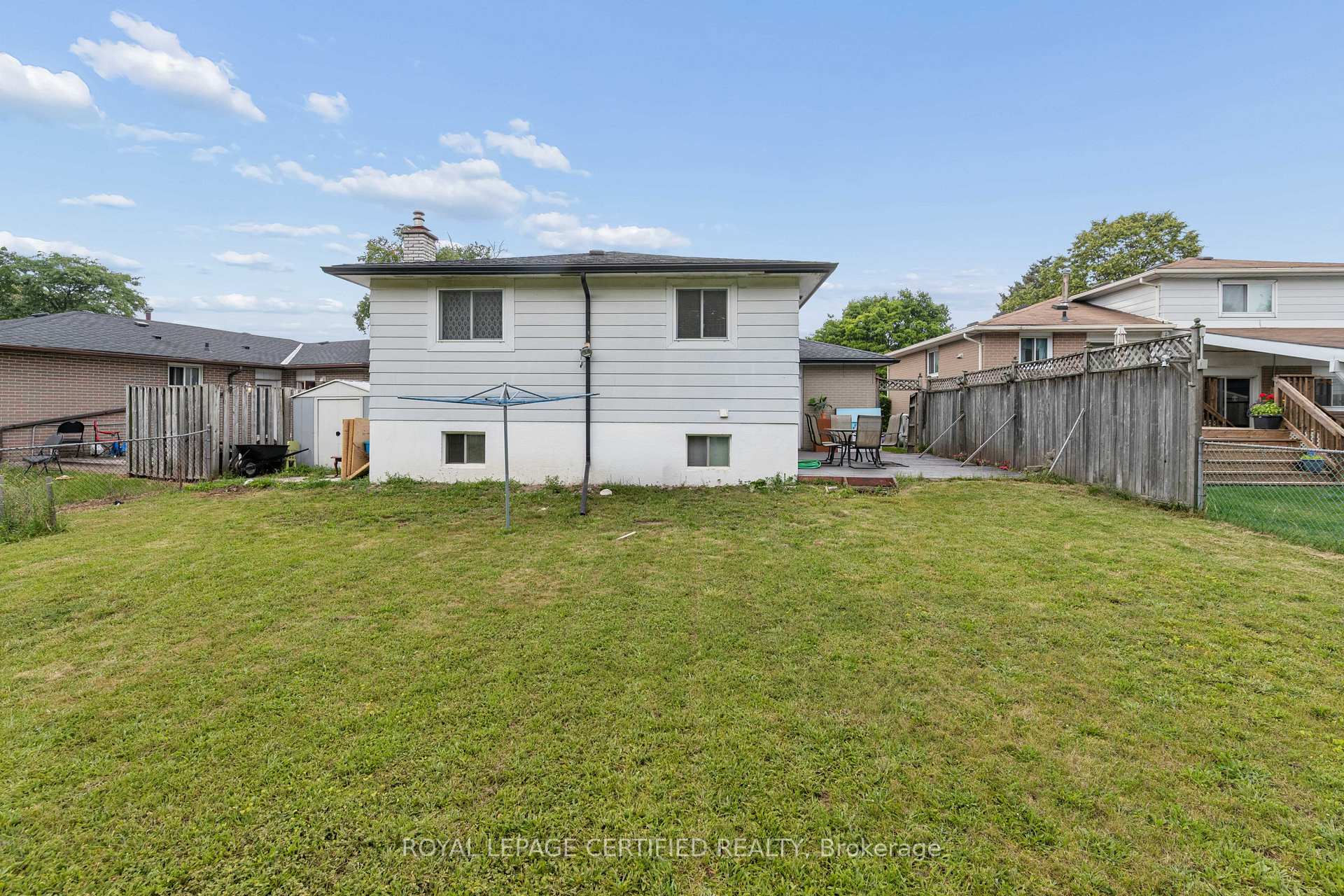 Photo 31 of 1121 Valentine Drive, Cambridge, Lang's Farm — HOMEH