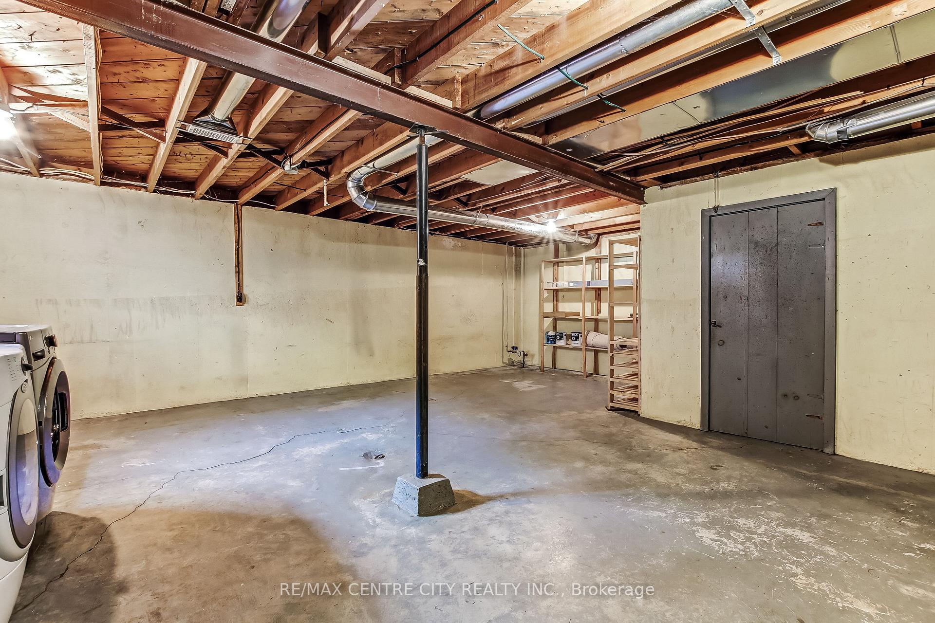 Photo 19 of 776 Headley Drive, London, North O — HOMEH
