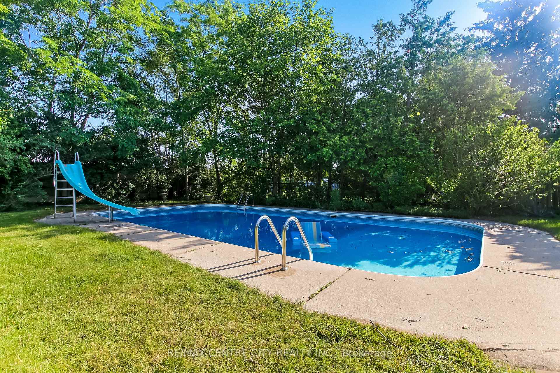 Photo 22 of 776 Headley Drive, London, North O — HOMEH