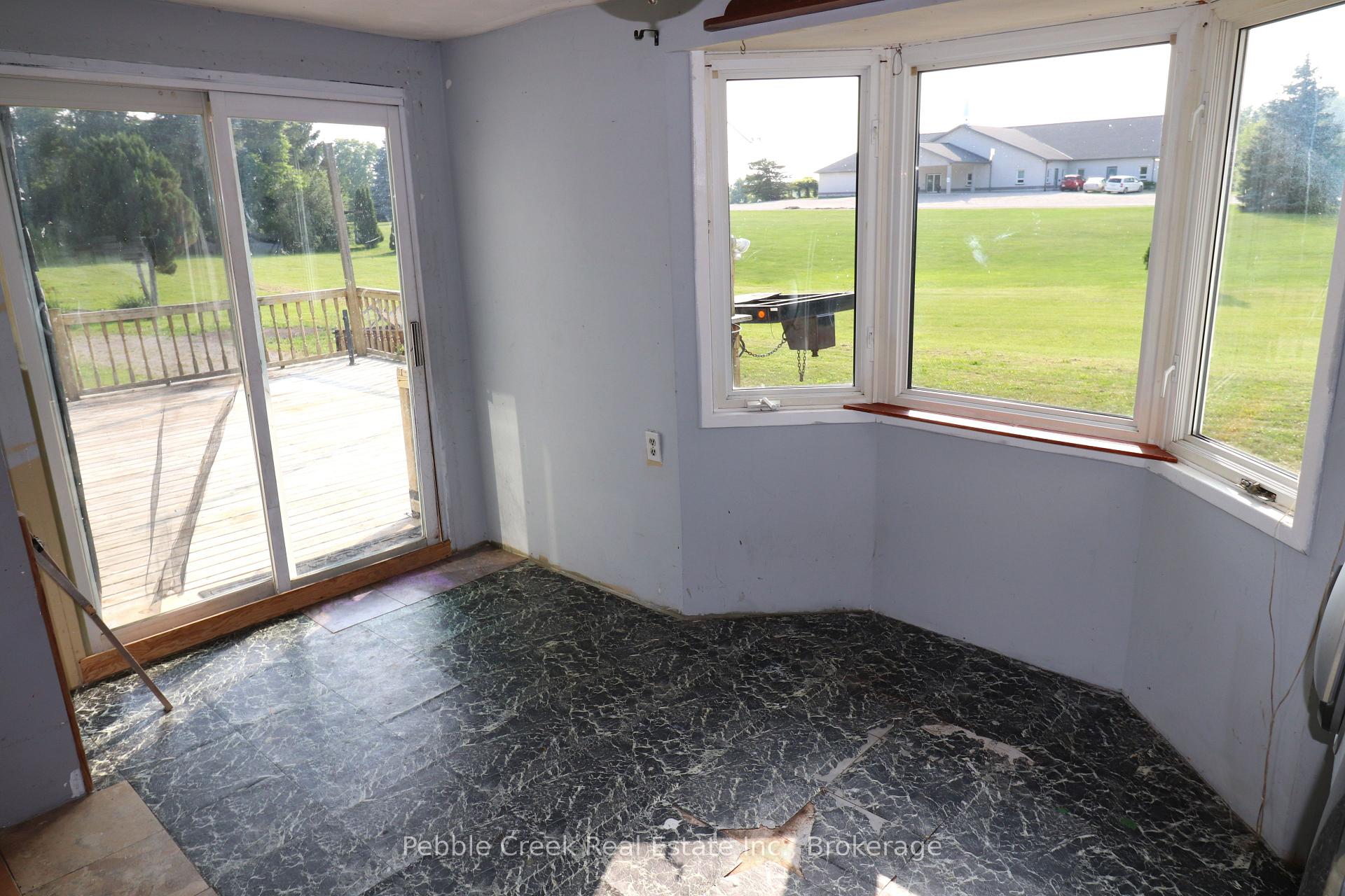 Photo 13 of 123 John's Avenue, Central Huron, Hullett — HOMEH