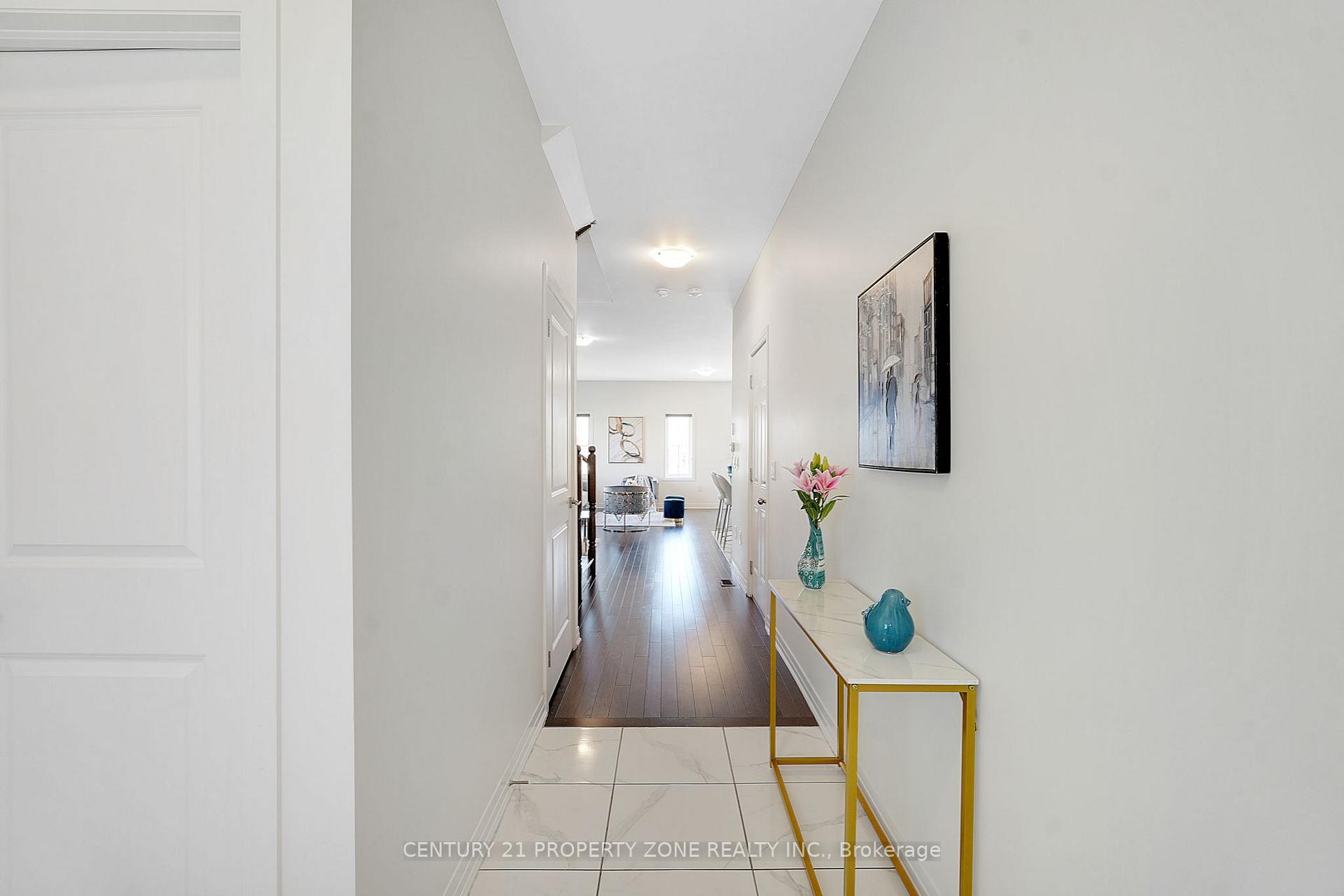 Photo 9 of 68 Brixham Lane, Brampton, Northwest Brampton — HOMEH