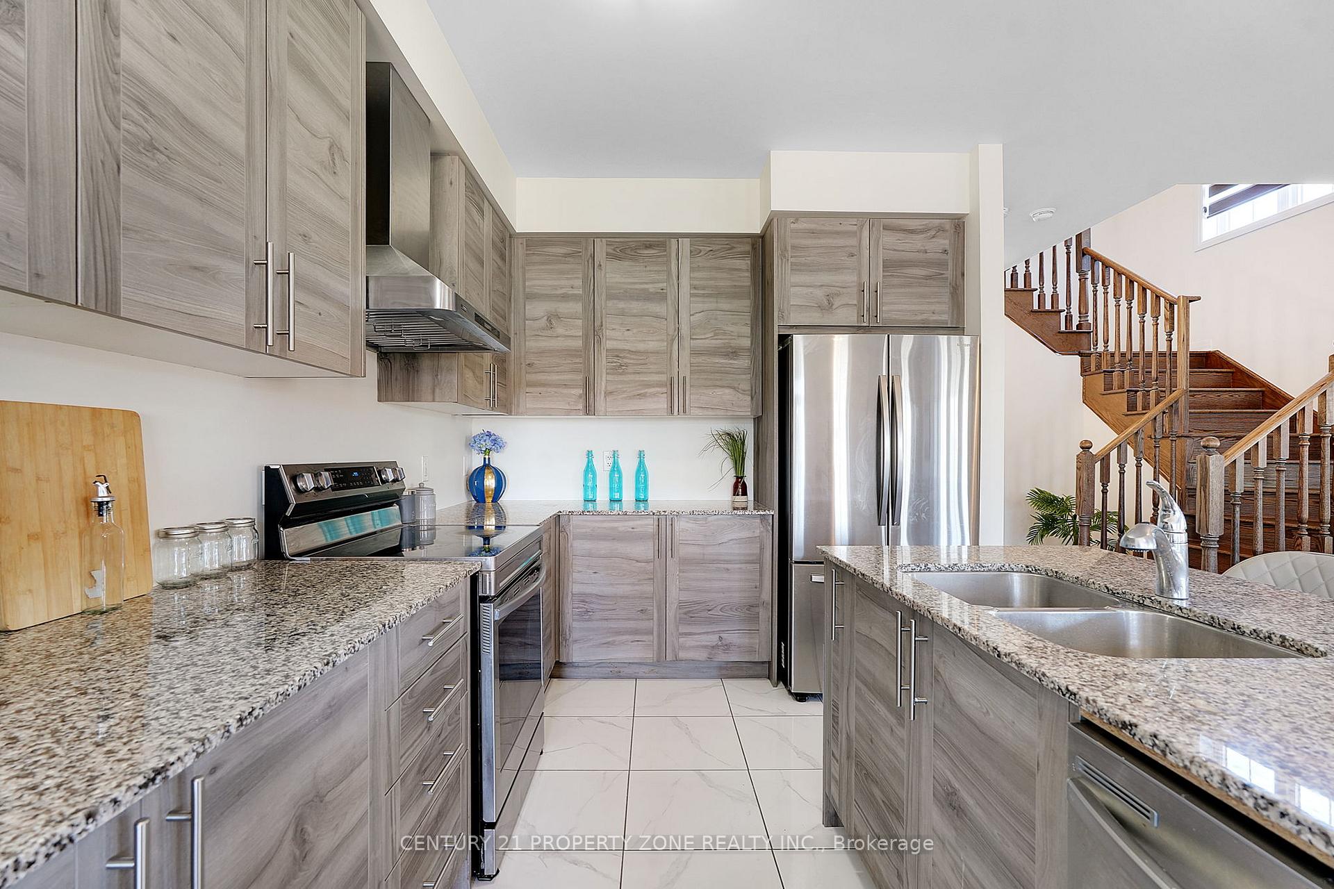 Photo 13 of 68 Brixham Lane, Brampton, Northwest Brampton — HOMEH