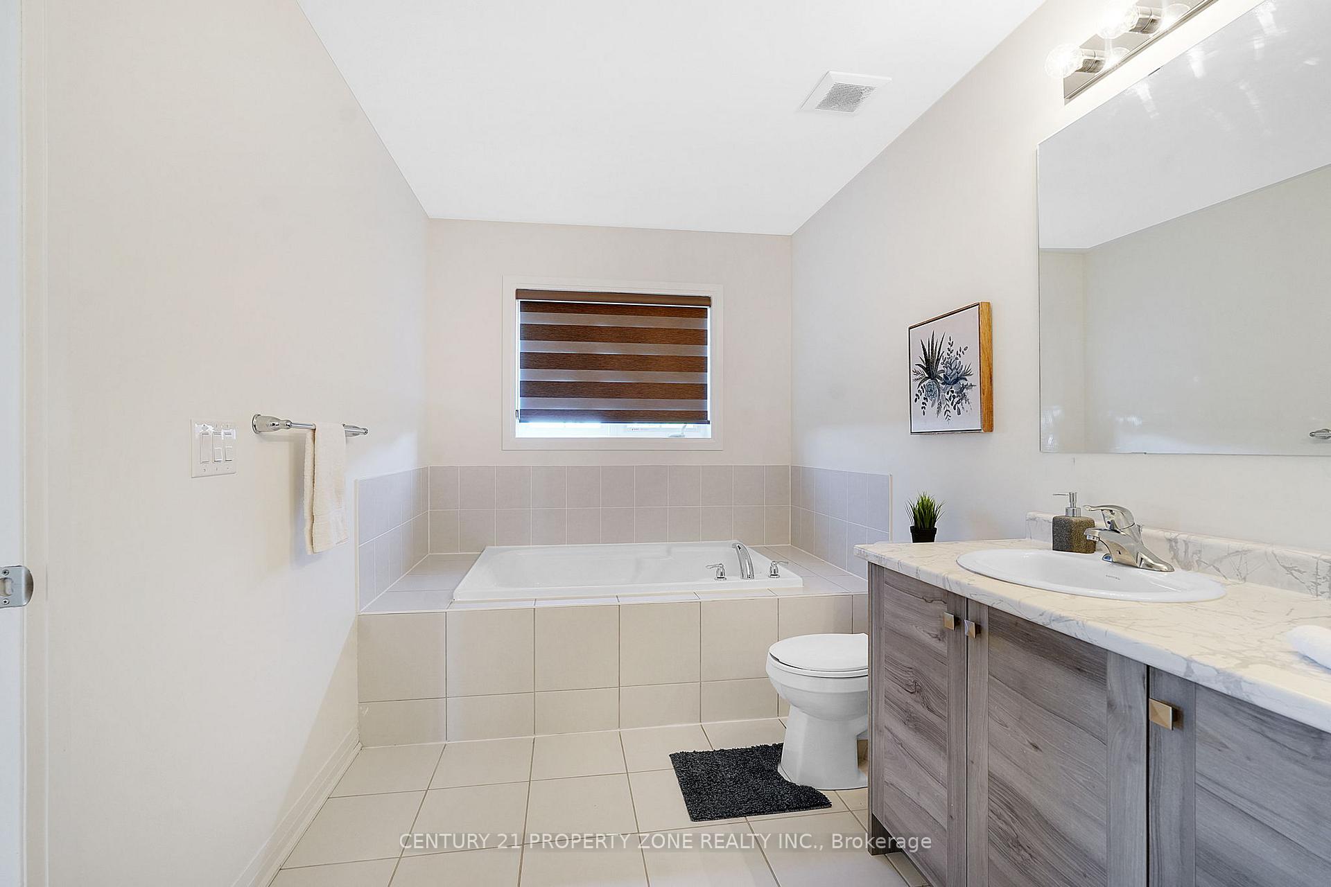 Photo 22 of 68 Brixham Lane, Brampton, Northwest Brampton — HOMEH
