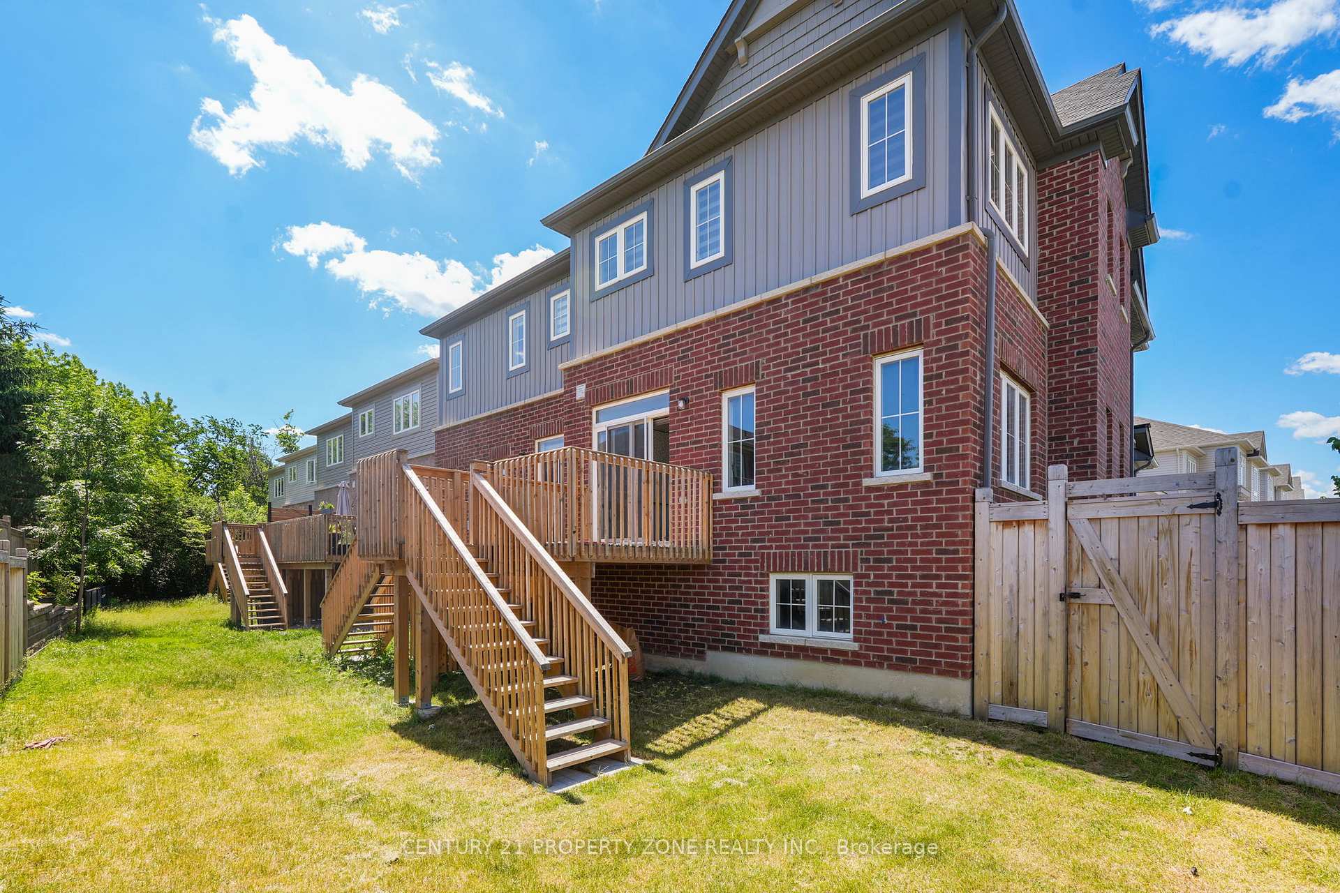 Photo 32 of 68 Brixham Lane, Brampton, Northwest Brampton — HOMEH