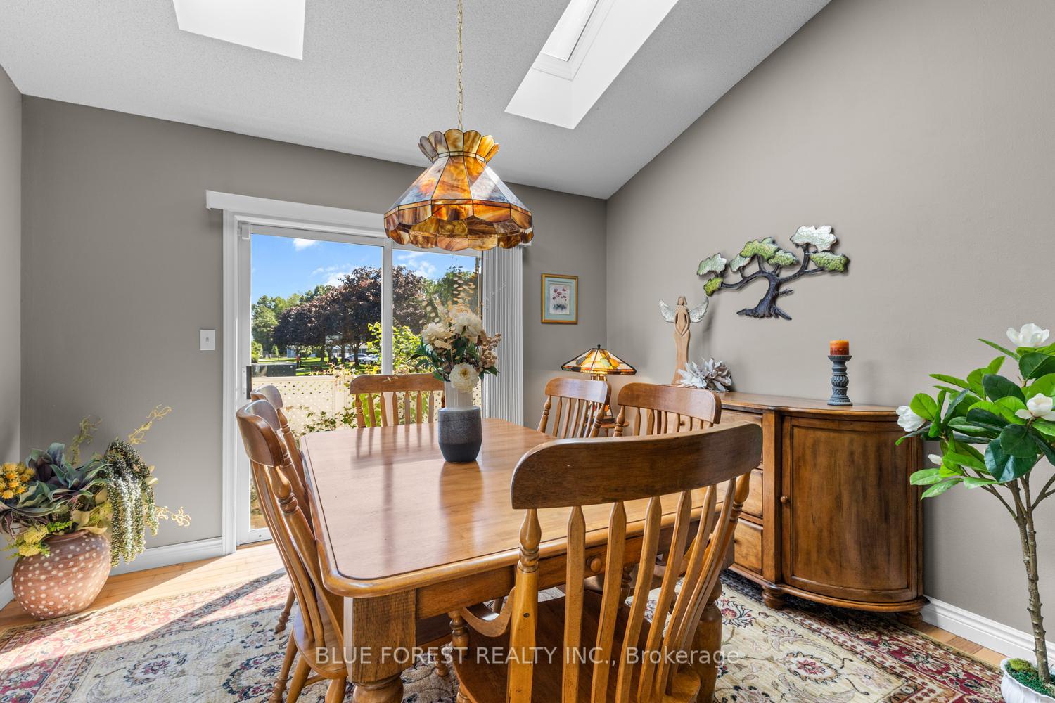Photo 12 of 1 Sinclair Drive, Tillsonburg — HOMEH