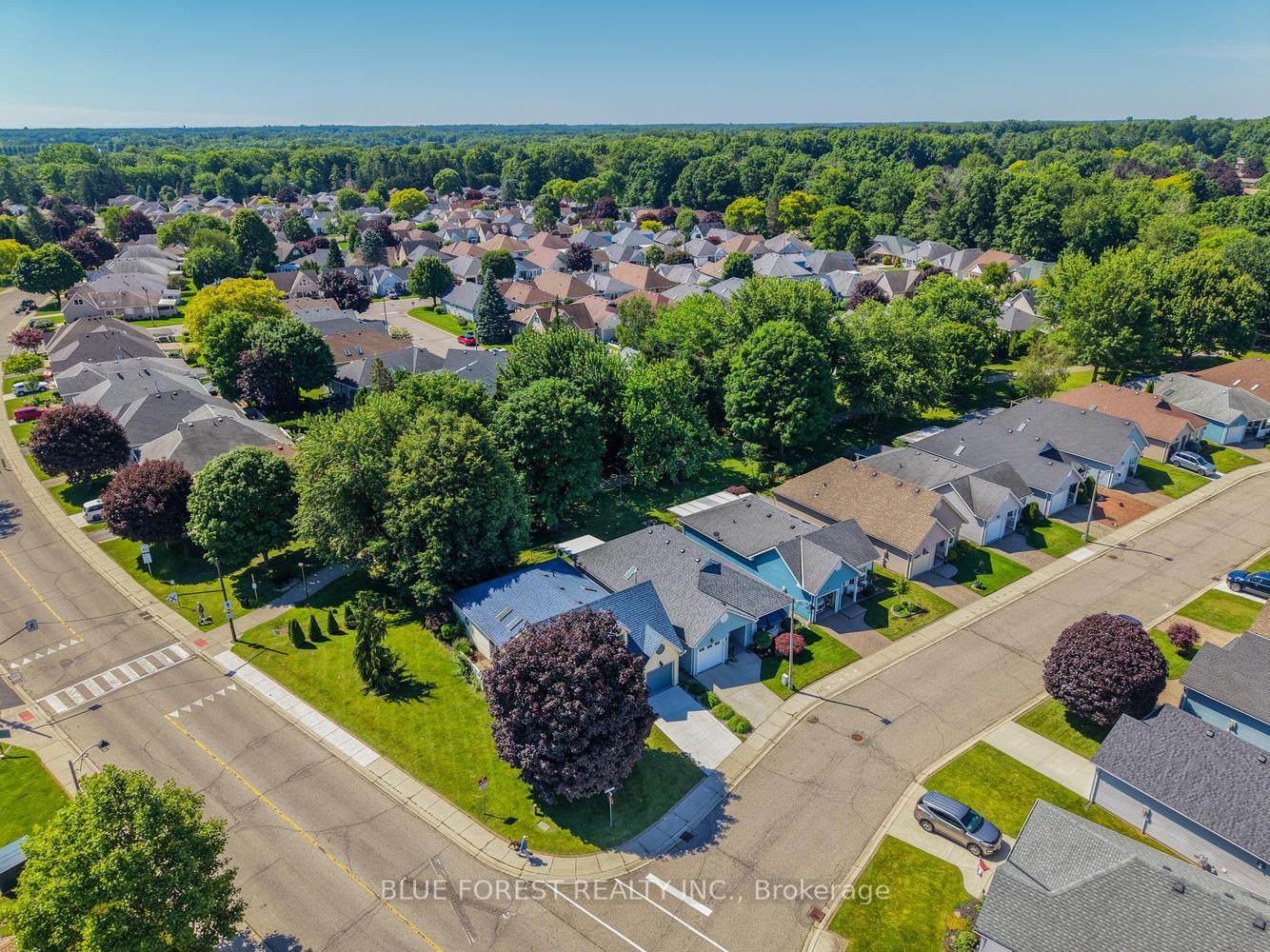 Photo 35 of 1 Sinclair Drive, Tillsonburg — HOMEH