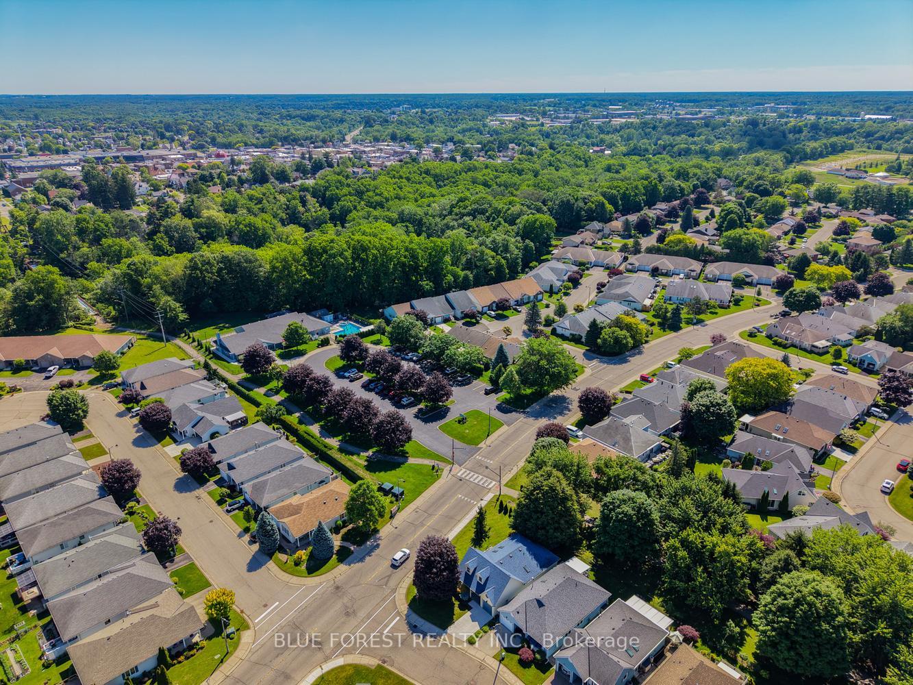 Photo 37 of 1 Sinclair Drive, Tillsonburg — HOMEH