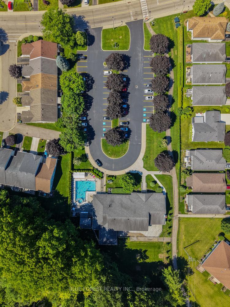 Photo 39 of 1 Sinclair Drive, Tillsonburg — HOMEH