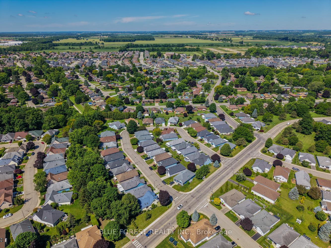 Photo 40 of 1 Sinclair Drive, Tillsonburg — HOMEH
