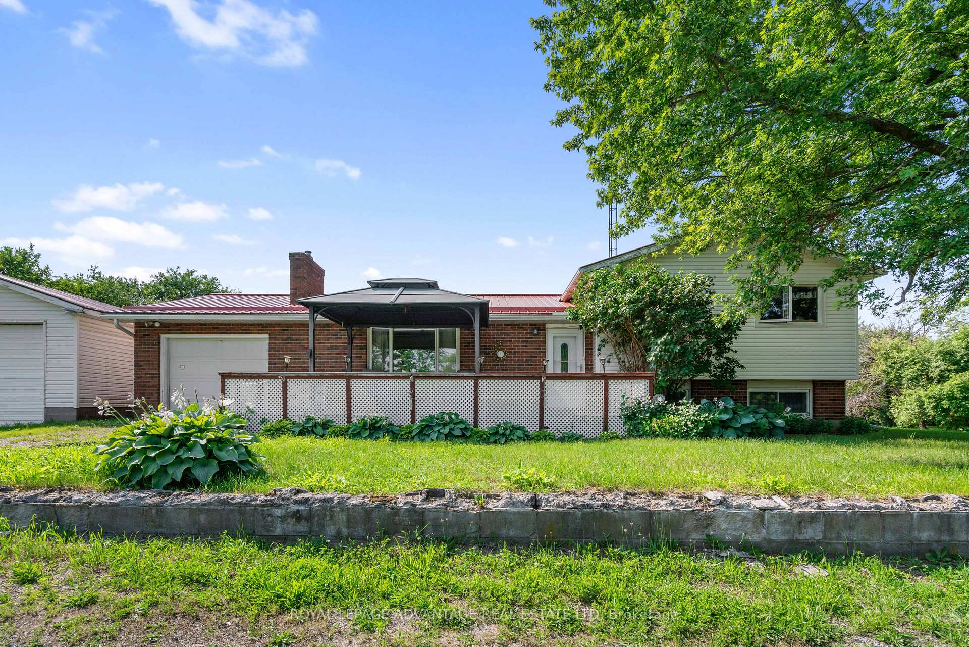 Photo 5 of 2564 2nd Conc Road, Augusta, Augusta Twp — HOMEH