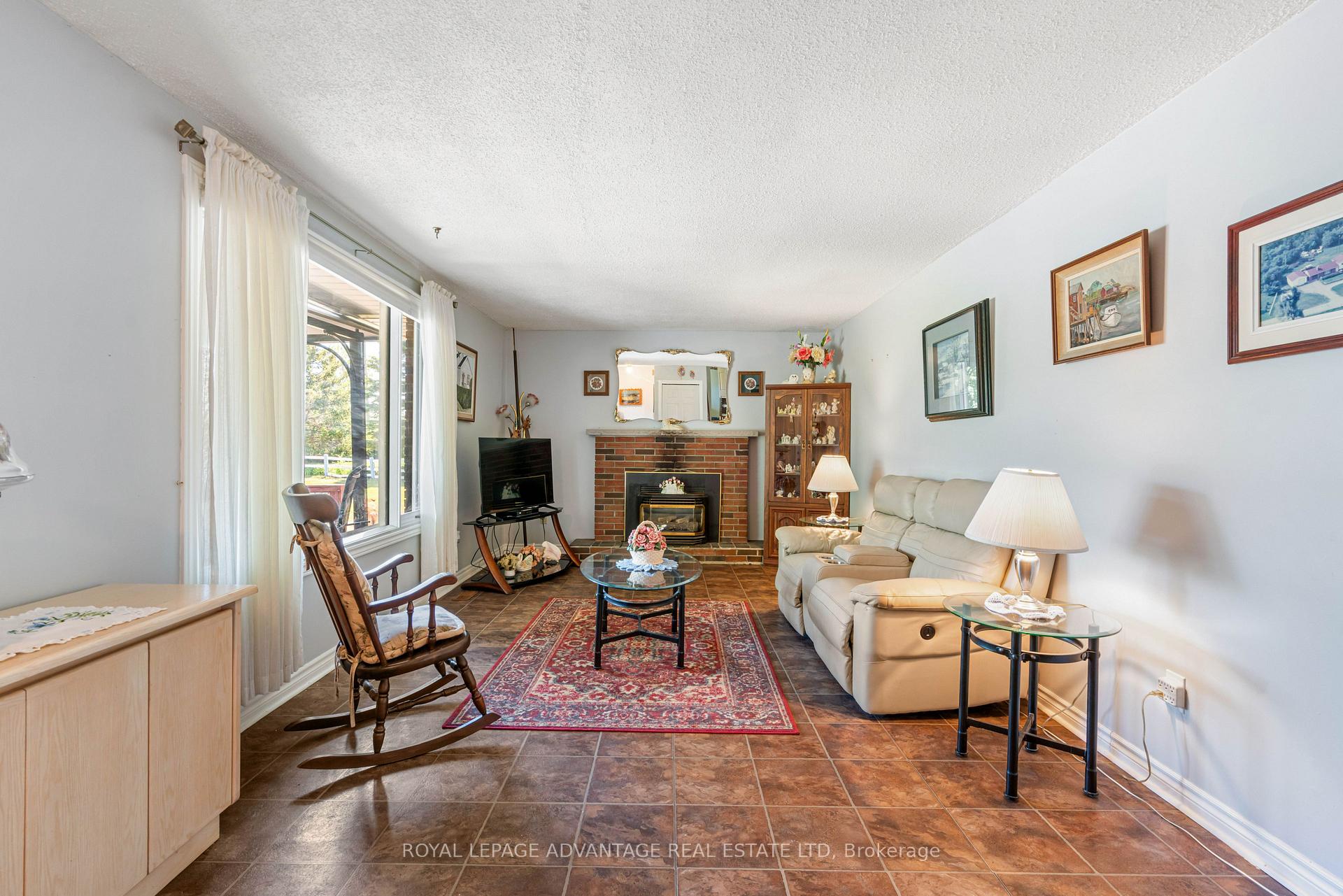 Photo 13 of 2564 2nd Conc Road, Augusta, Augusta Twp — HOMEH