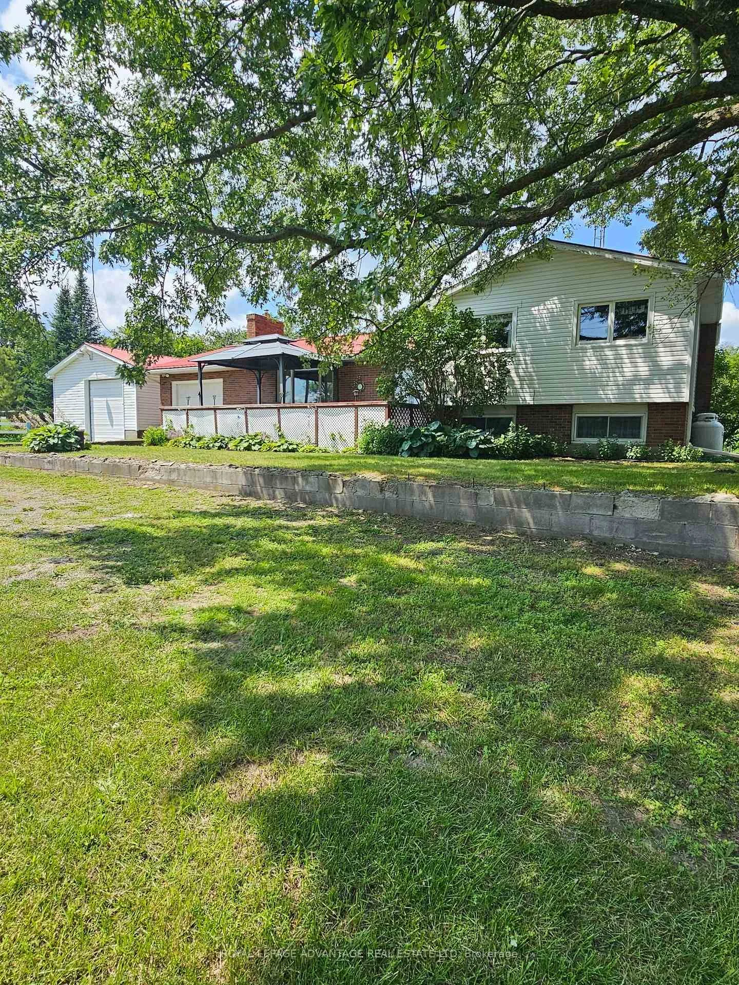 Photo 2 of 2564 2nd Conc Road, Augusta, Augusta Twp — HOMEH