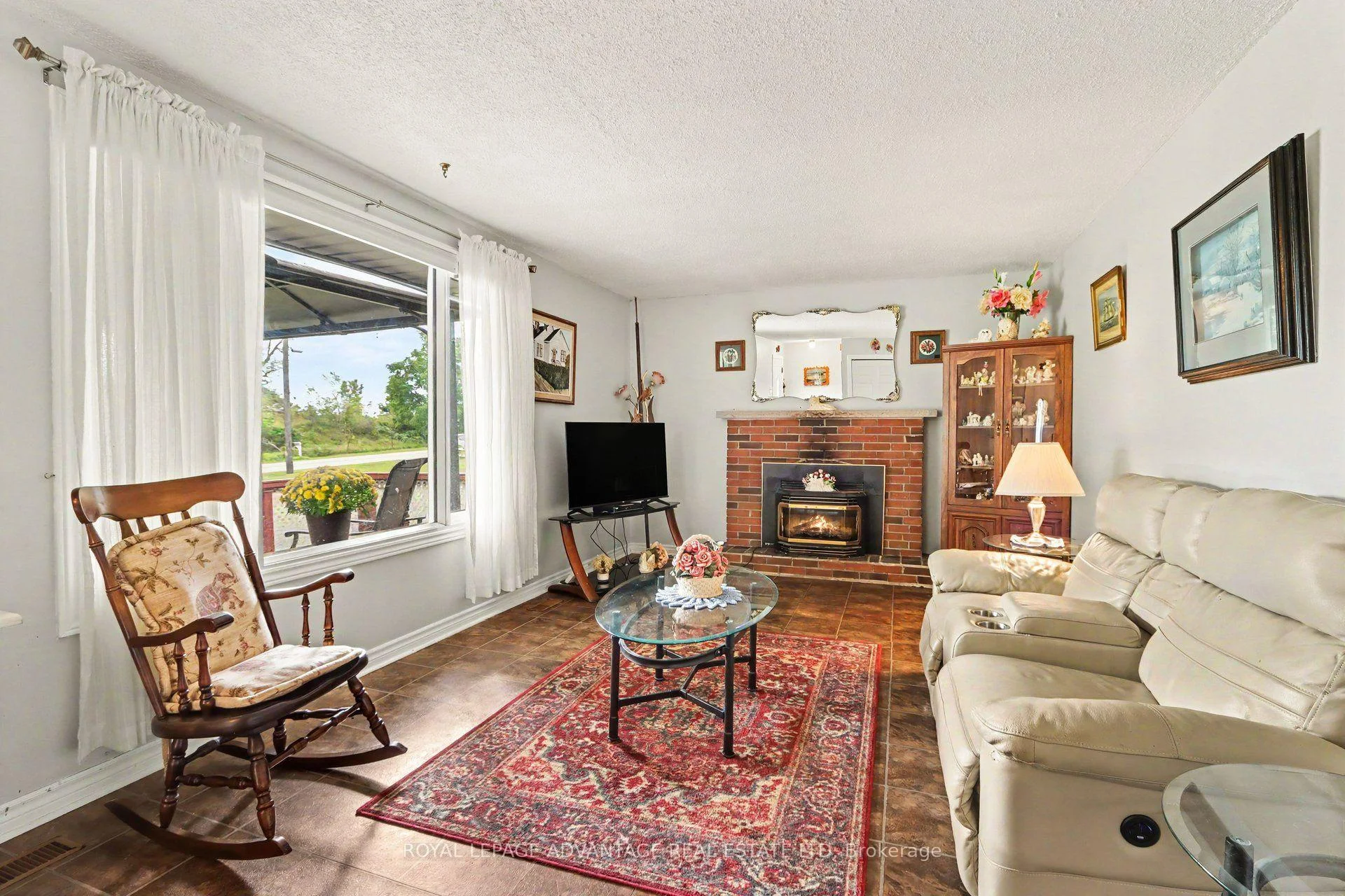 Photo 16 of 2564 2nd Conc Road, Augusta, Augusta Twp — HOMEH