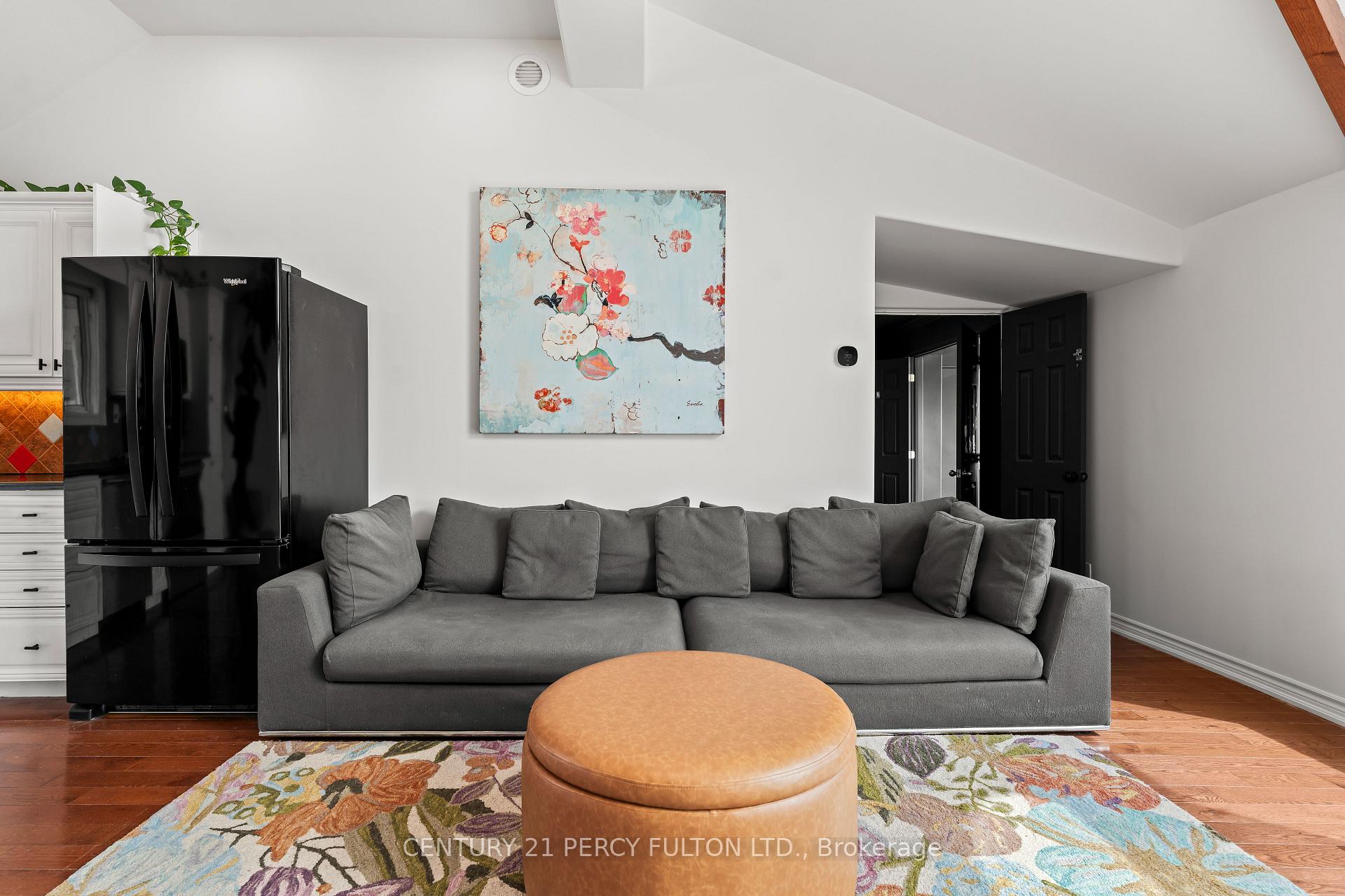 Photo 17 of 127 Cedar Crest Beach Road, Clarington, Bowmanville — HOMEH
