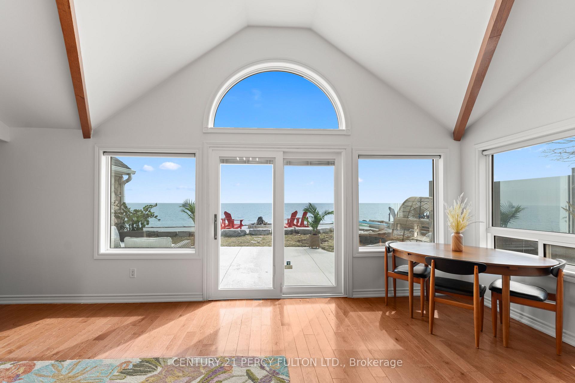 Photo 19 of 127 Cedar Crest Beach Road, Clarington, Bowmanville — HOMEH