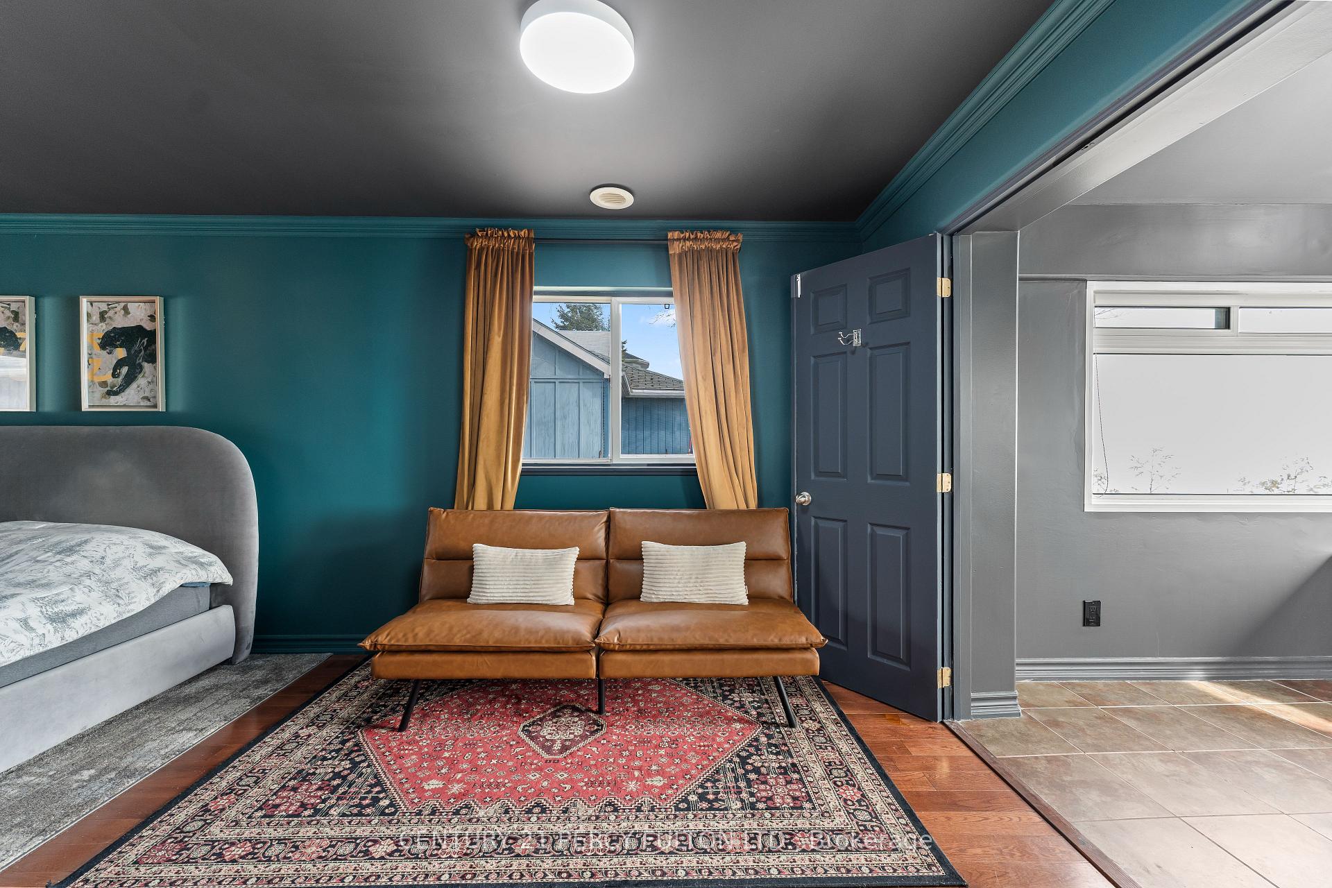 Photo 20 of 127 Cedar Crest Beach Road, Clarington, Bowmanville — HOMEH
