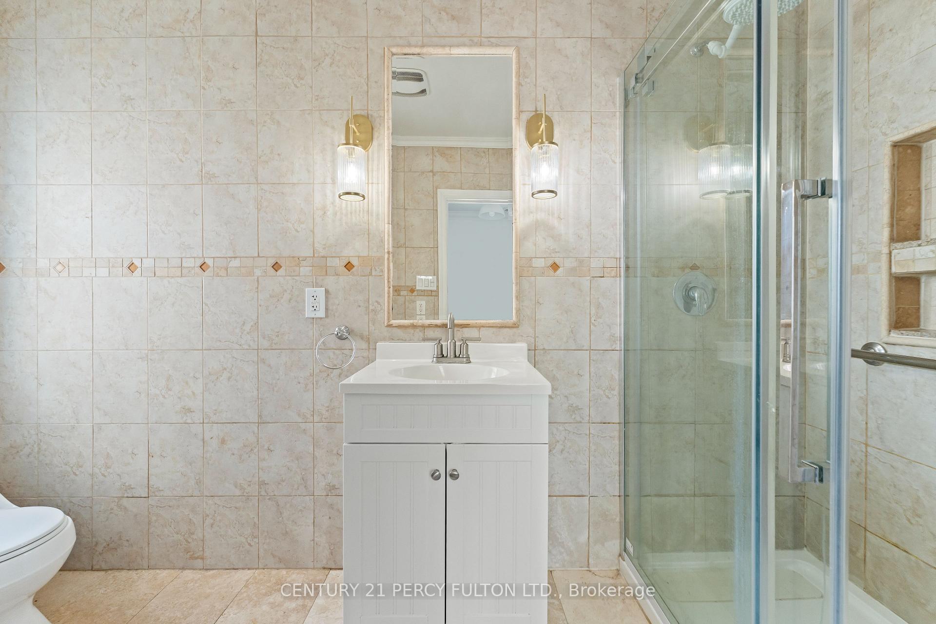 Photo 29 of 127 Cedar Crest Beach Road, Clarington, Bowmanville — HOMEH