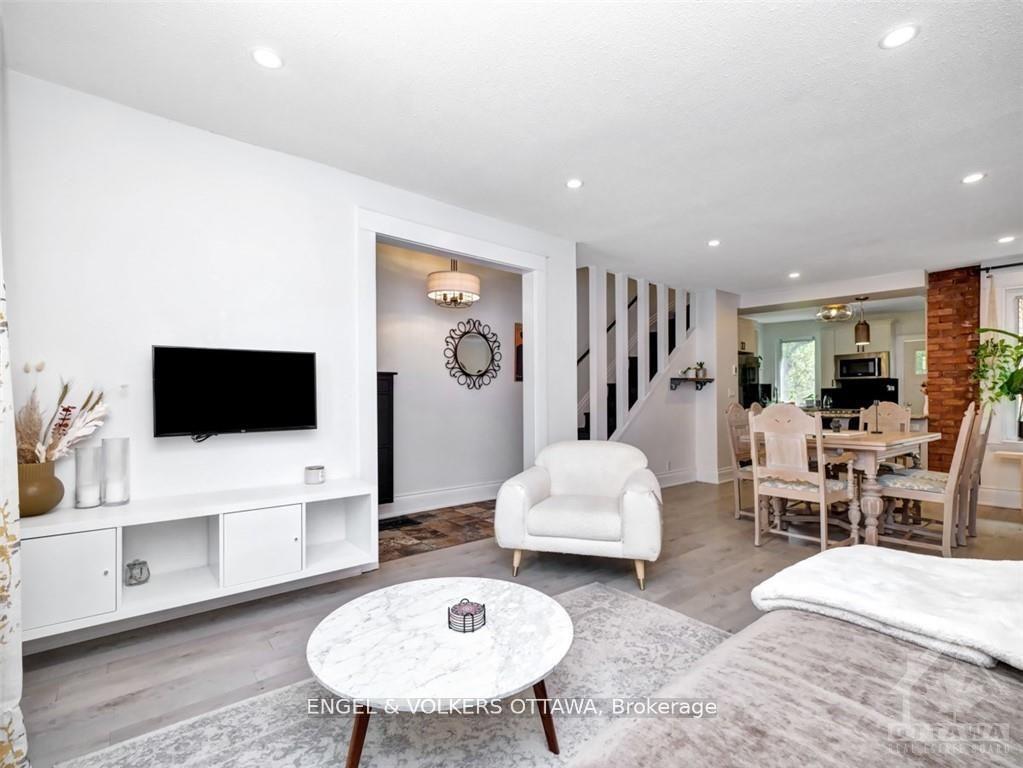 Photo 5 of 187 Ivy Crescent, Ottawa, Lindenlea — HOMEH