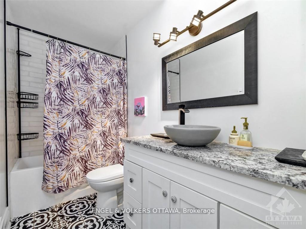 Photo 19 of 187 Ivy Crescent, Ottawa, Lindenlea — HOMEH