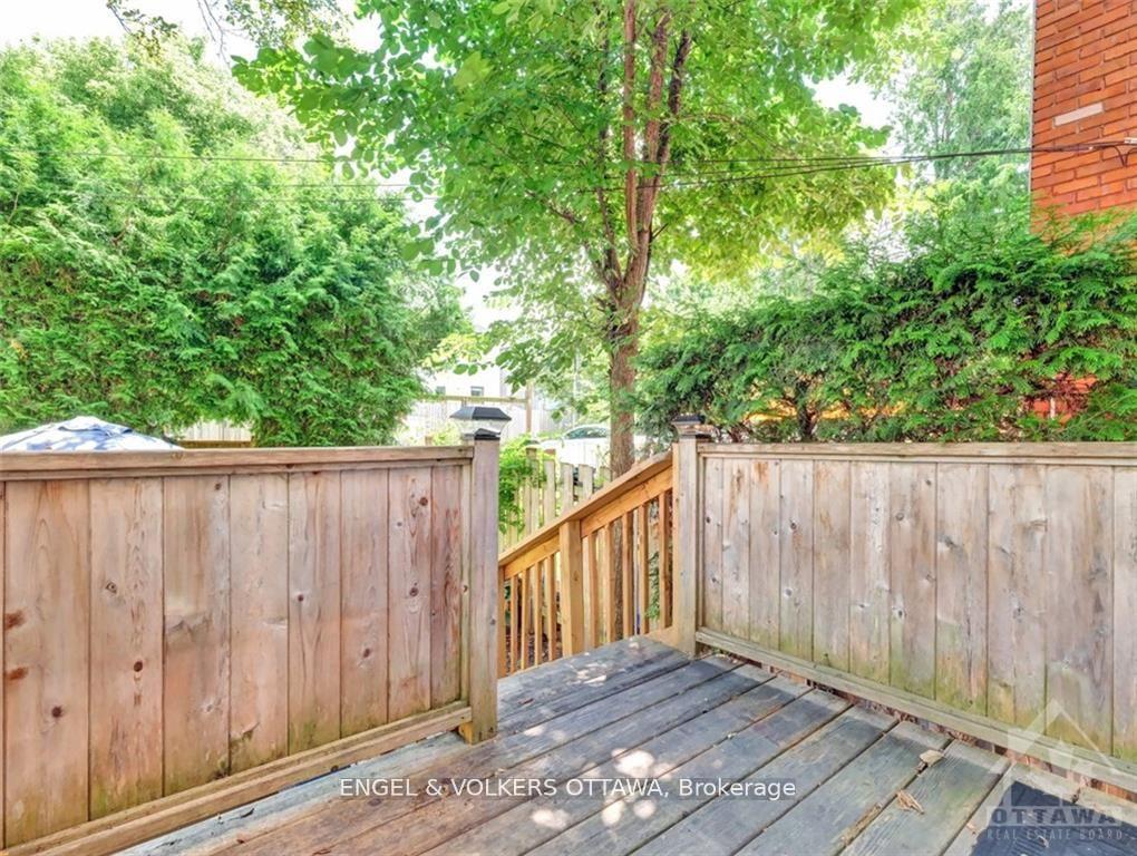 Photo 23 of 187 Ivy Crescent, Ottawa, Lindenlea — HOMEH
