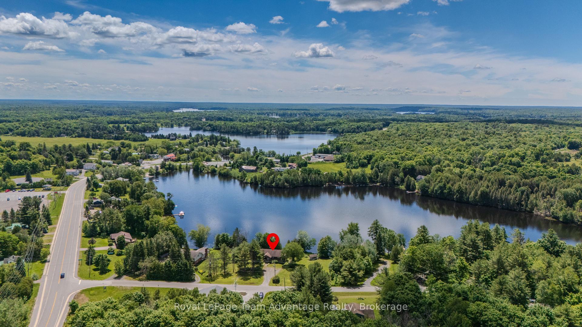 Photo 6 of 4 & 6 Sharon Park Drive, McKellar — HOMEH