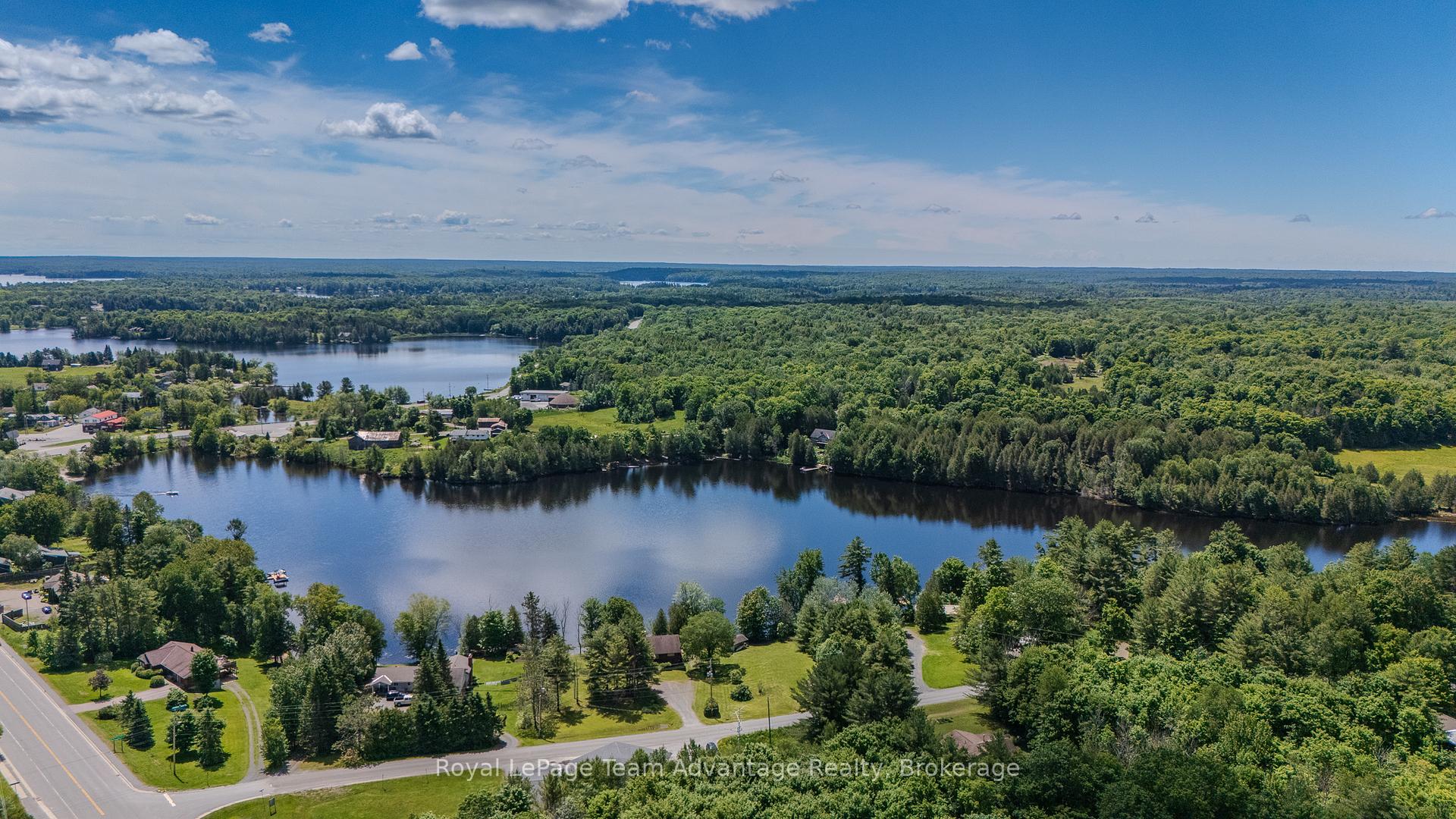 Photo 41 of 4 & 6 Sharon Park Drive, McKellar — HOMEH