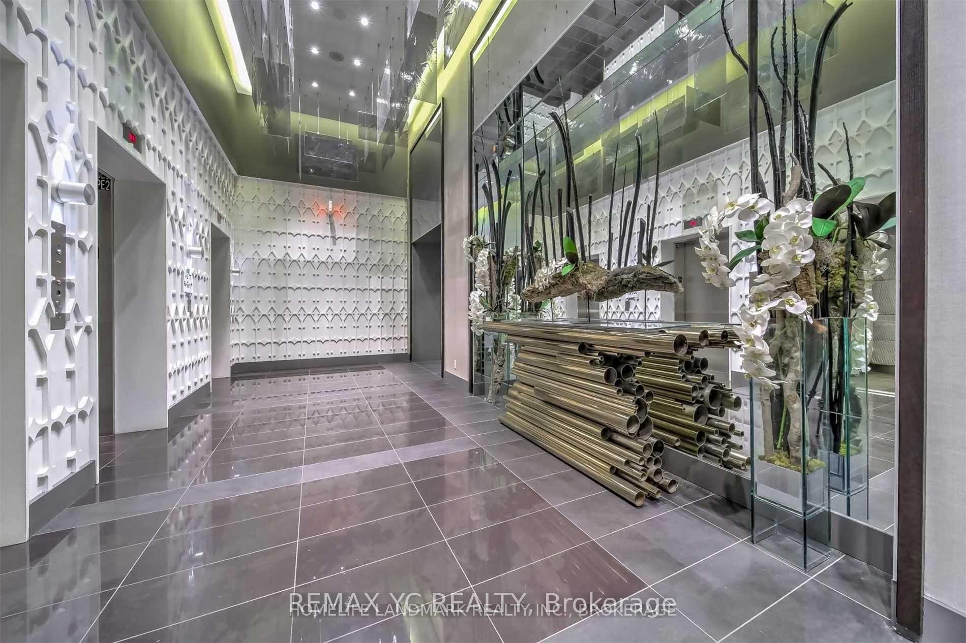 Photo 2 of Unit 2306, 32 Davenport Road, Toronto, The Annex — HOMEH