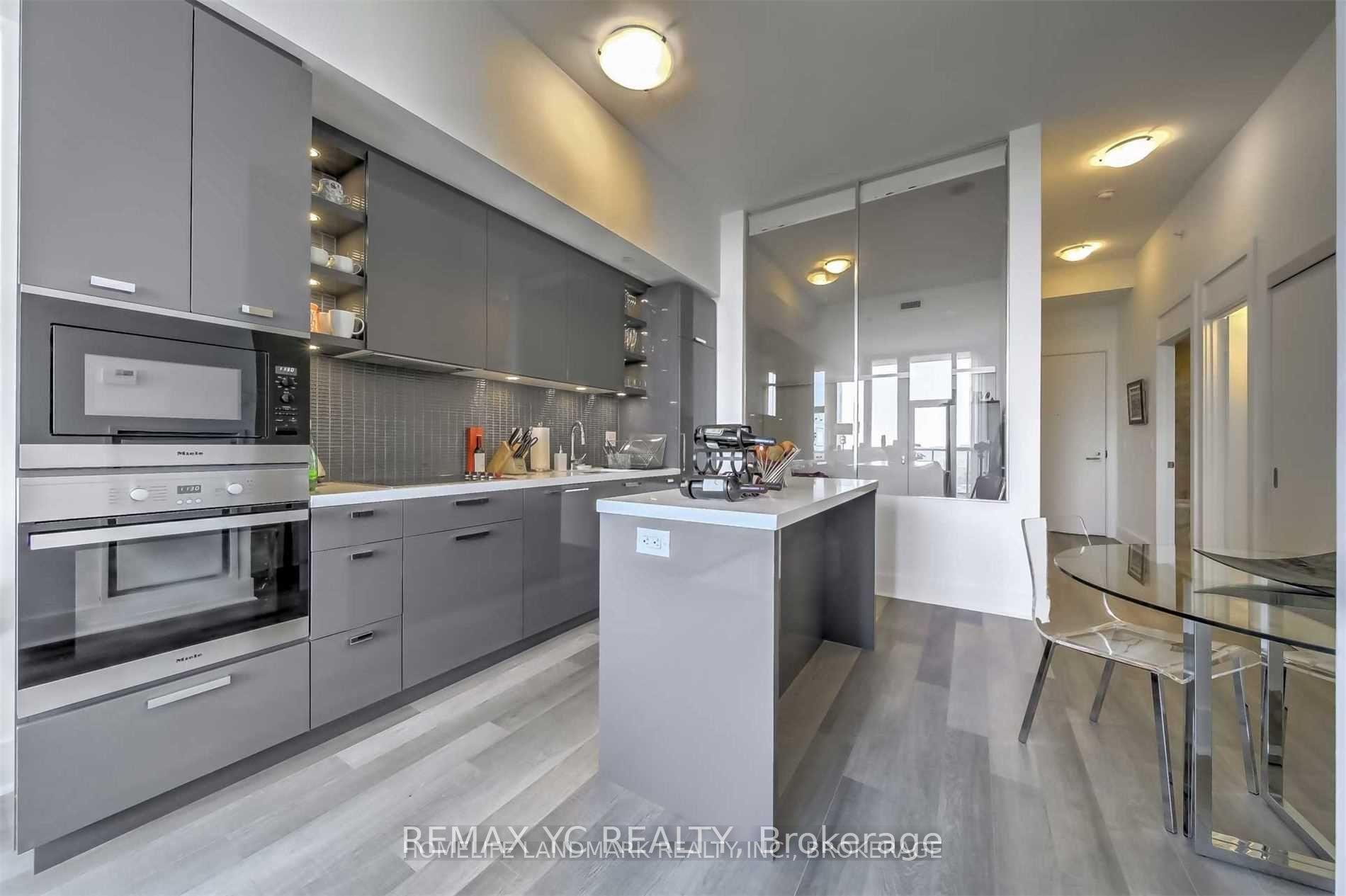 Photo 7 of Unit 2306, 32 Davenport Road, Toronto, The Annex — HOMEH