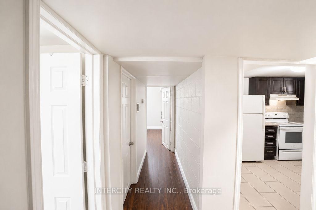 Photo 19 of 76 Felan Crescent, Etobicoke, Thistletown-Beaumonde Heights — HOMEH