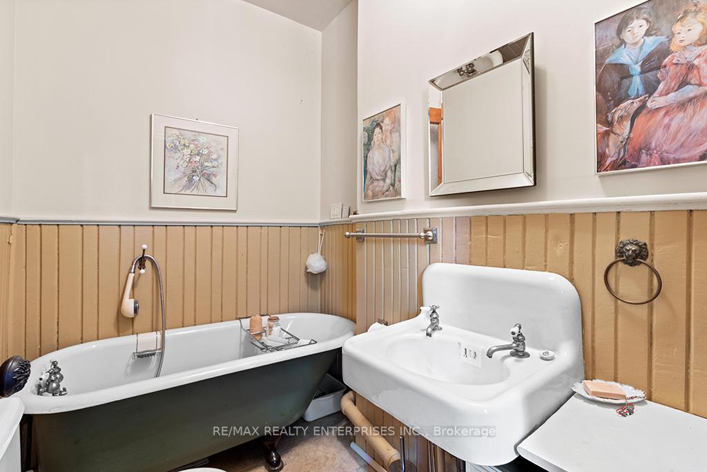 Photo 23 of 525415 Grey County Road 30, Grey Highlands — HOMEH