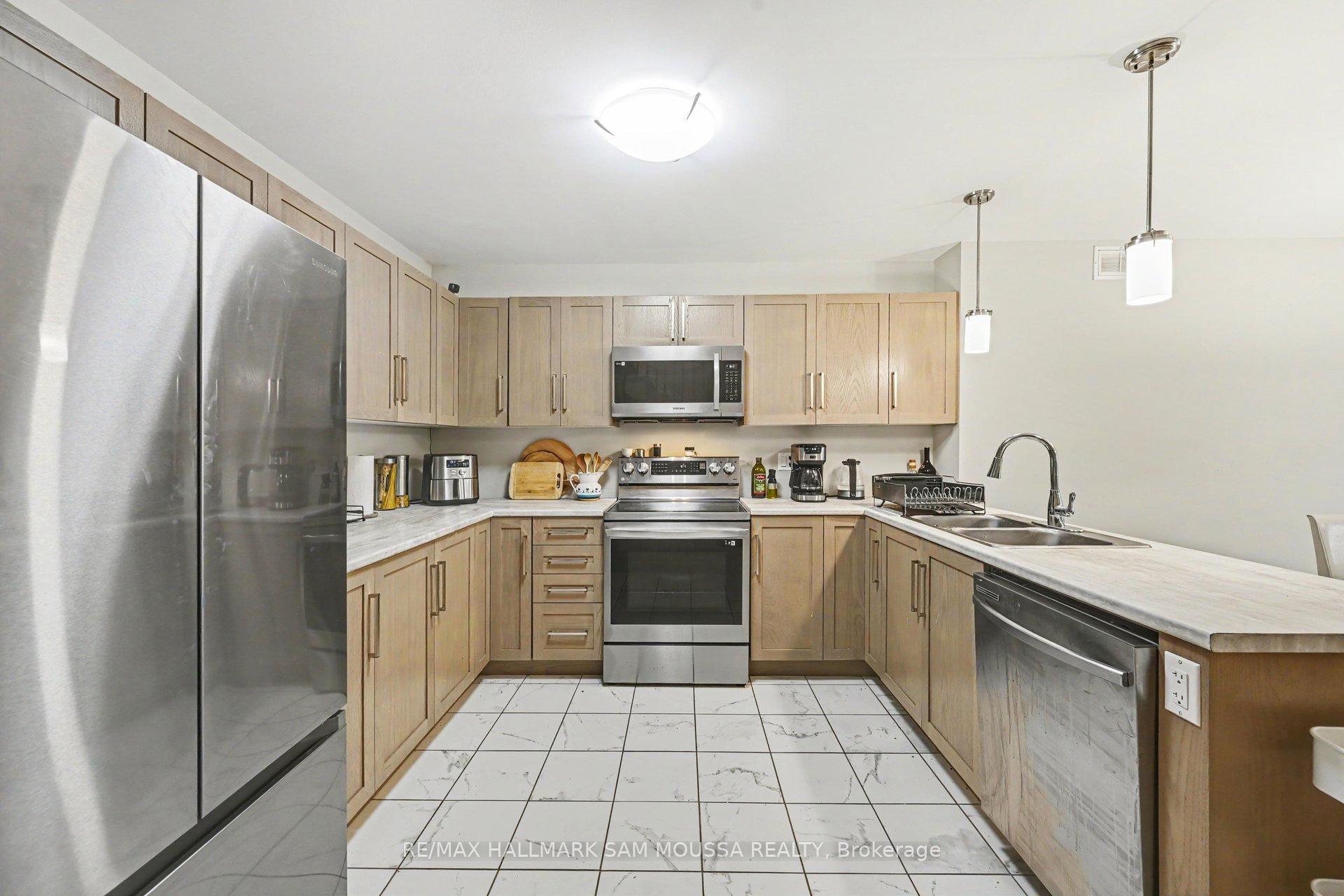 Photo 8 of 124 Dowdall Circle, Carleton Place, Carleton Place — HOMEH