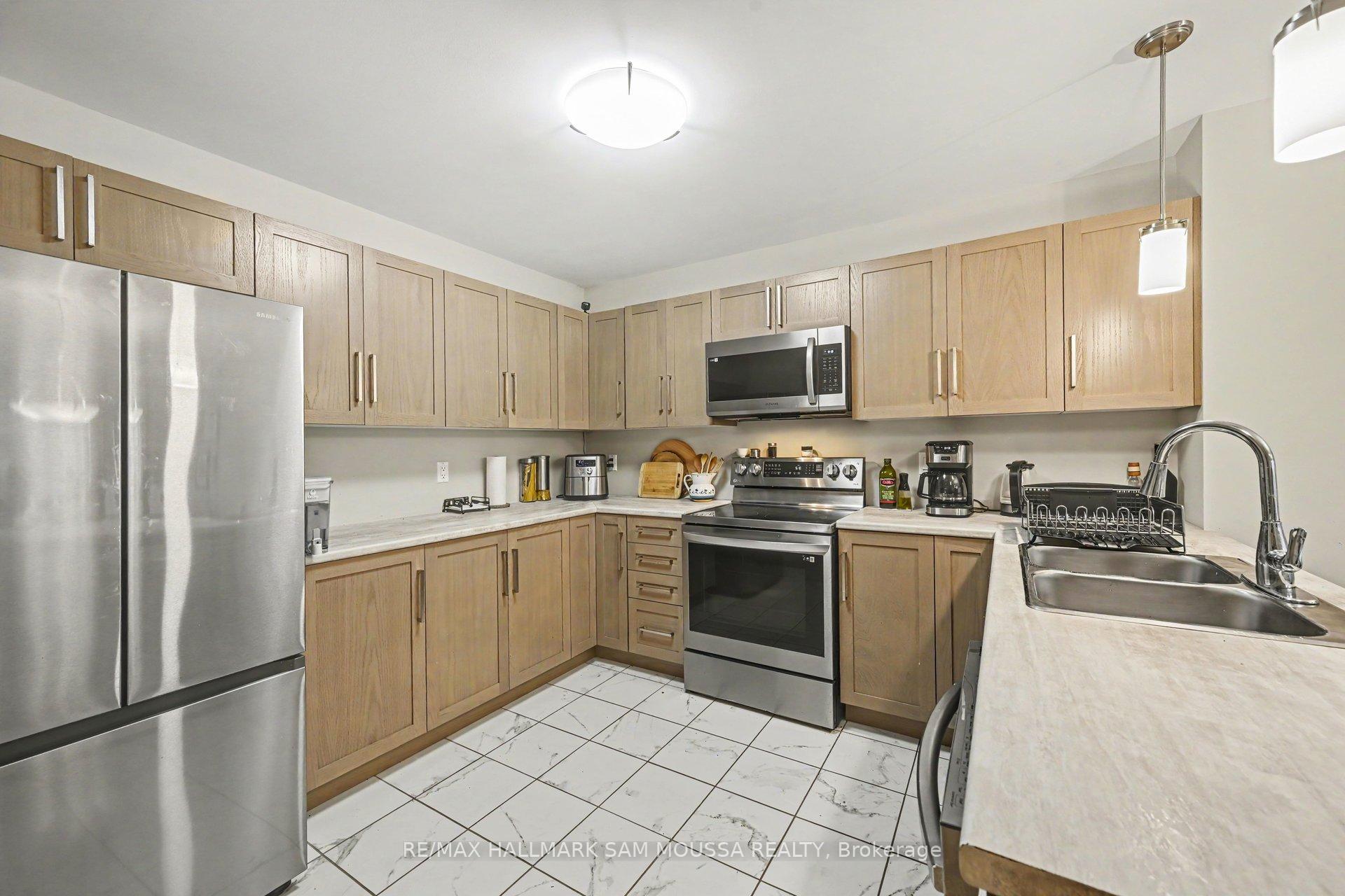 Photo 10 of 124 Dowdall Circle, Carleton Place, Carleton Place — HOMEH