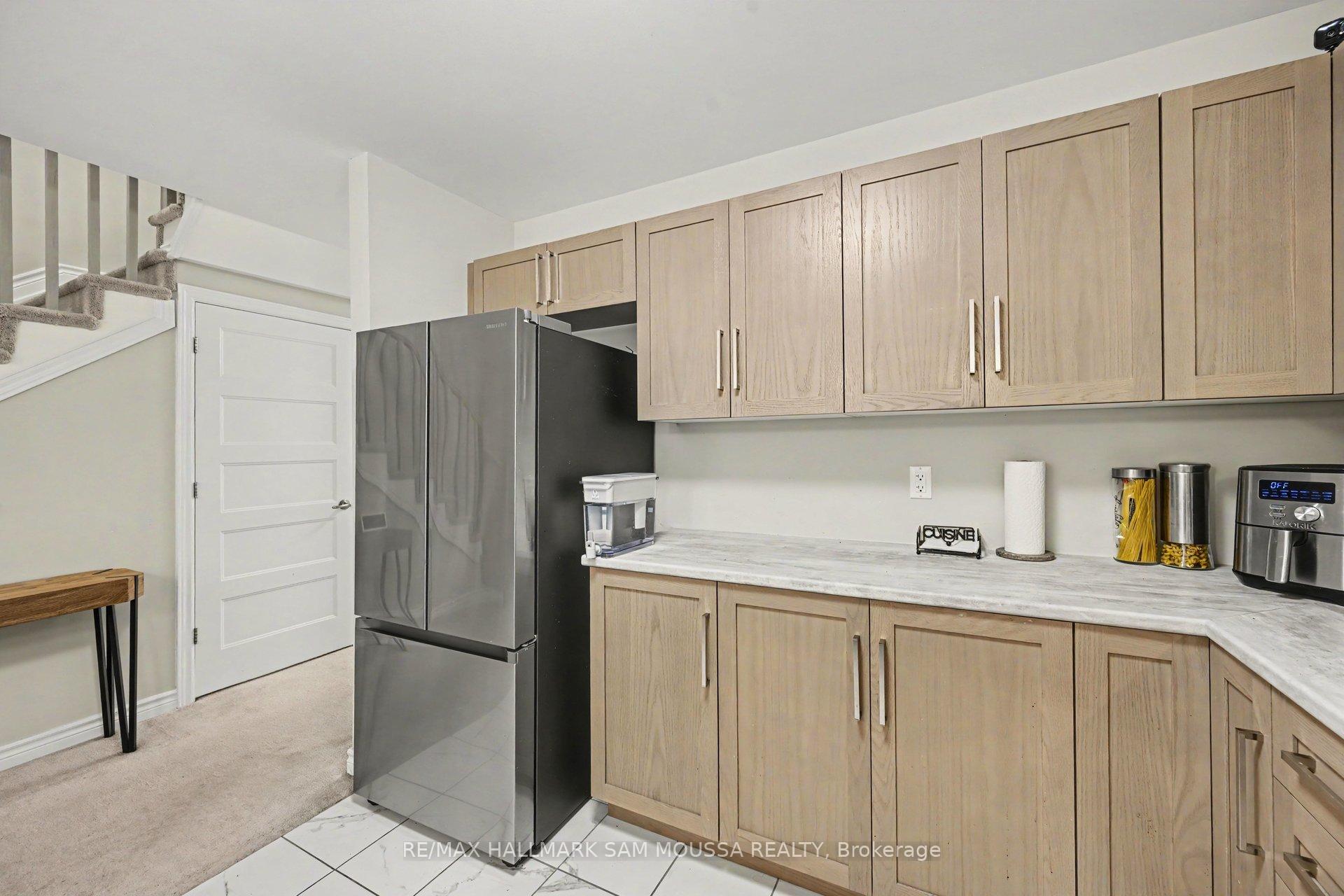 Photo 11 of 124 Dowdall Circle, Carleton Place, Carleton Place — HOMEH